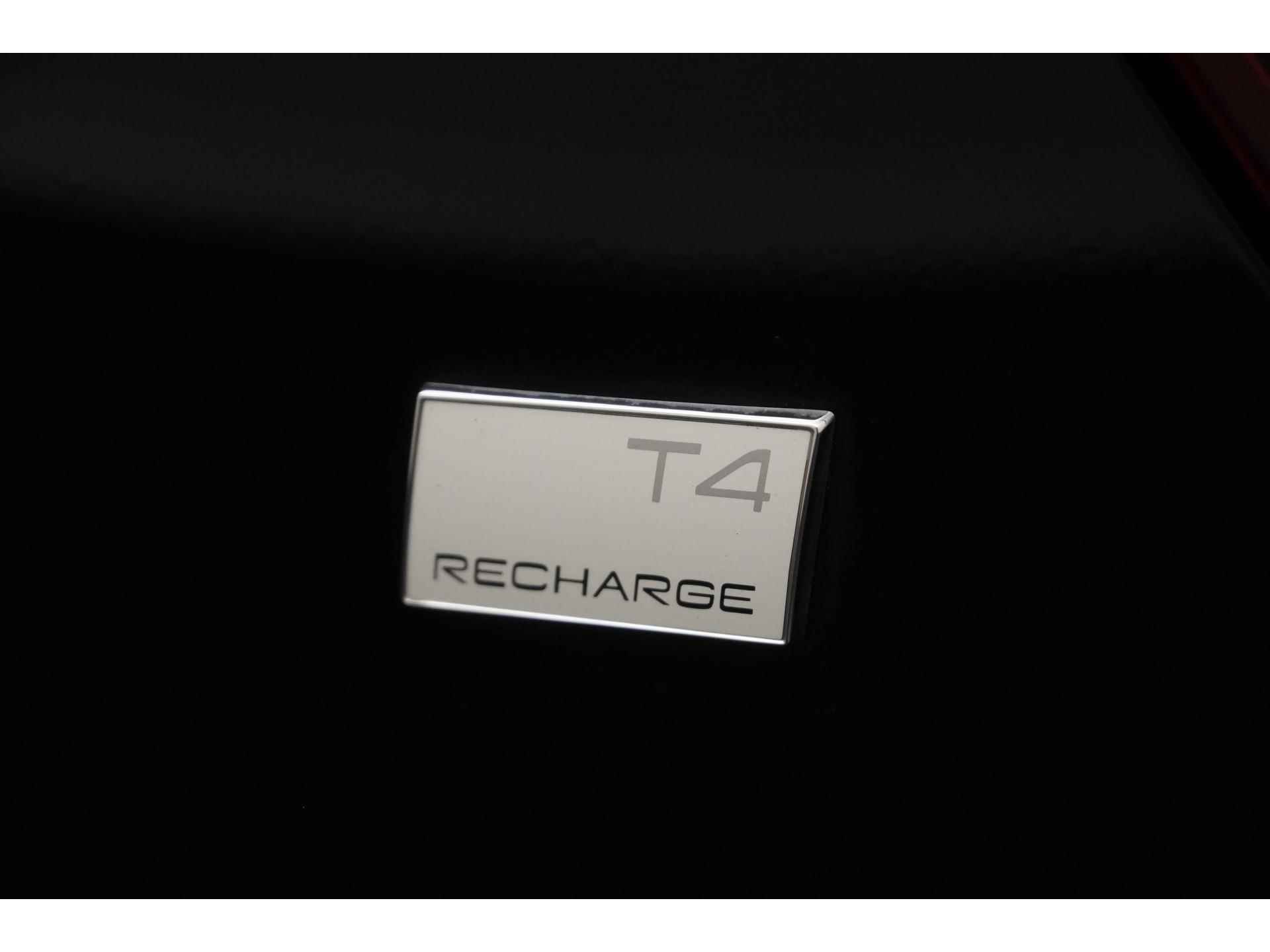 Volvo XC40 1.5 T4 Recharge Inscription | Panoramadak | Harman/Kardon | 360Camera | Zondag Open! - 27/51