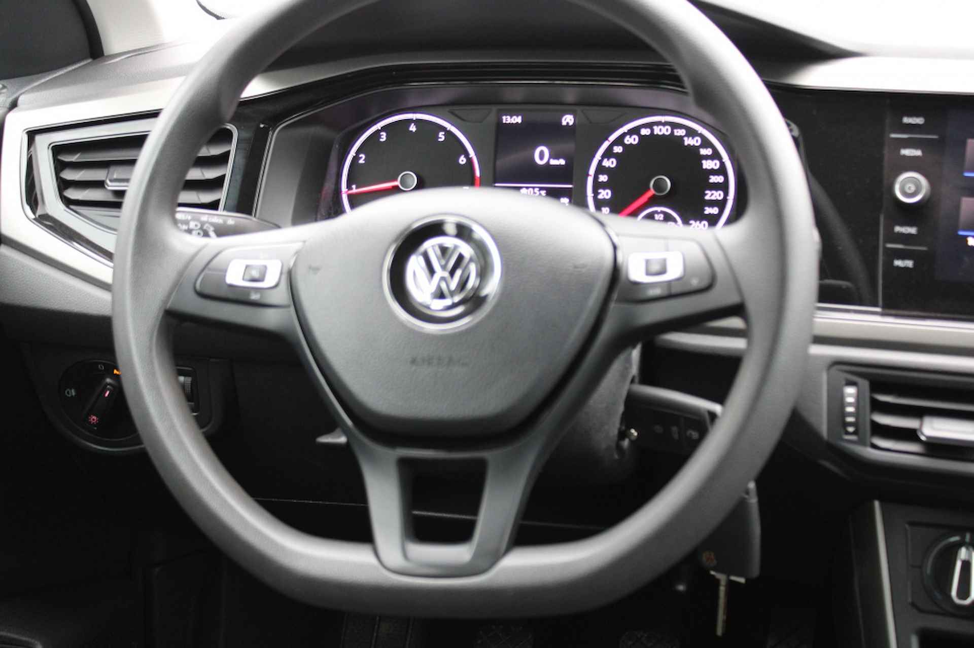 Volkswagen Polo 1.0 MPI Beats - 18/19