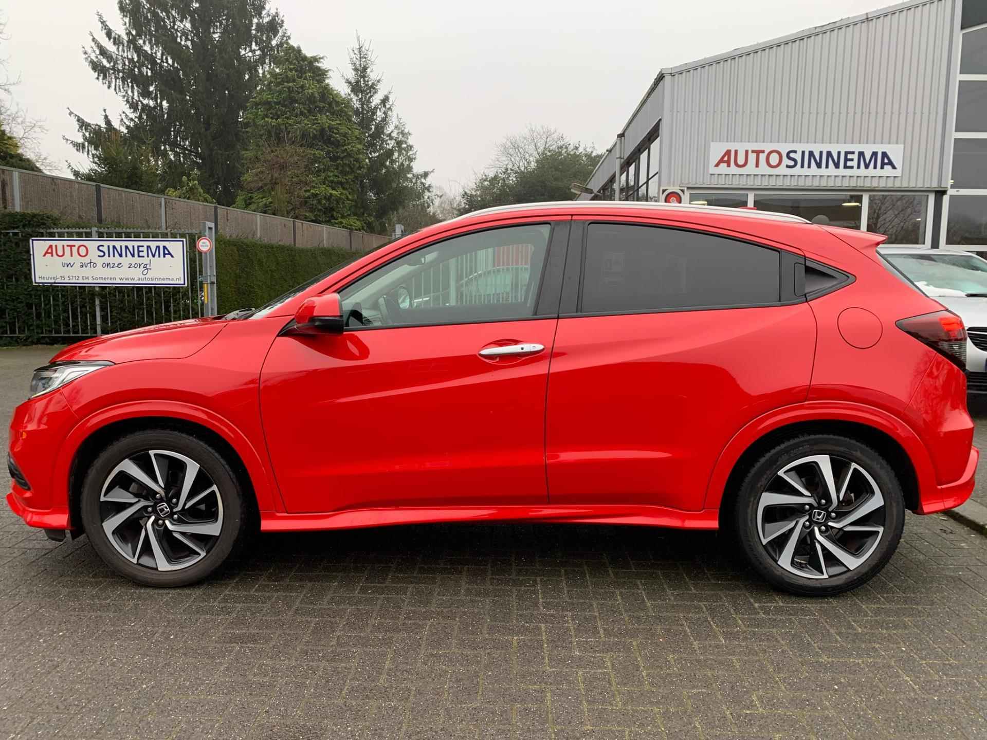 Honda HR-V 1.5 i-VTEC Executive 41.000KM! - 2/30