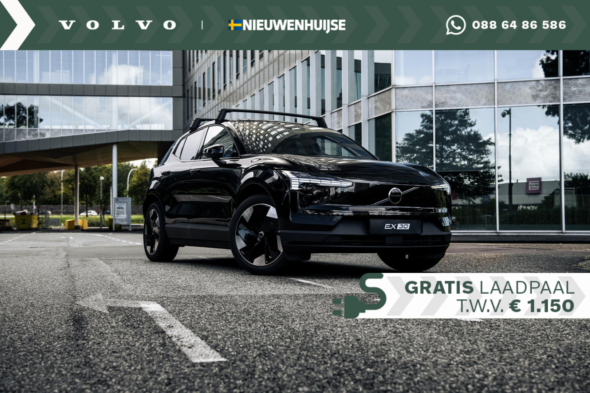 Volvo EX30 Single Motor Extended Range Plus 69 kWh | Cargo | Grijs Kenteken |  Uit Voorraad Leverbaar | Stoel en Stuurverwarming | Donker Glas |