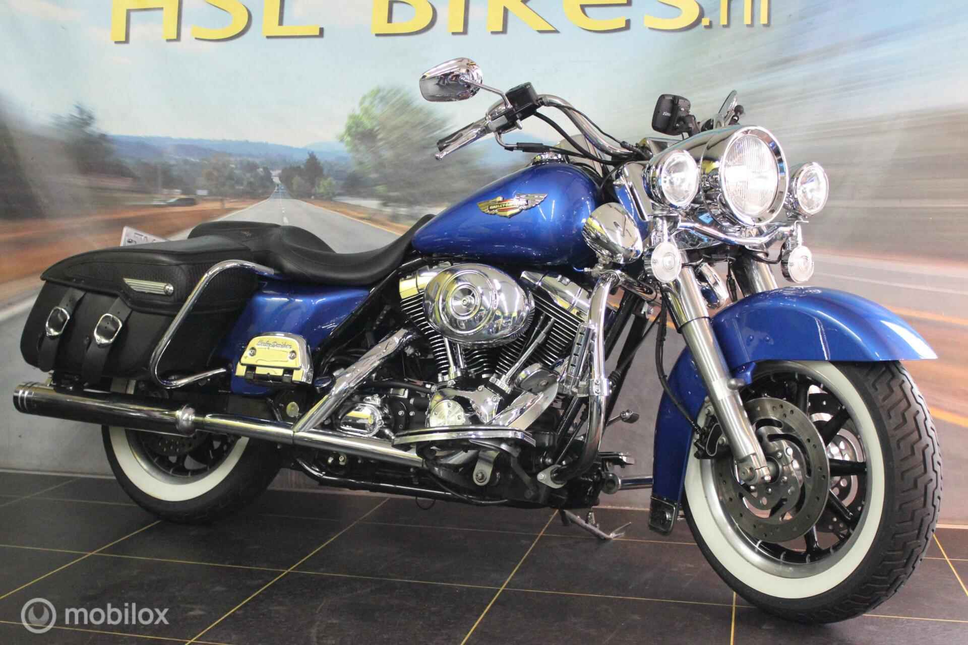 Harley Davidson 88 FLHRI Road King Classic - 7/8