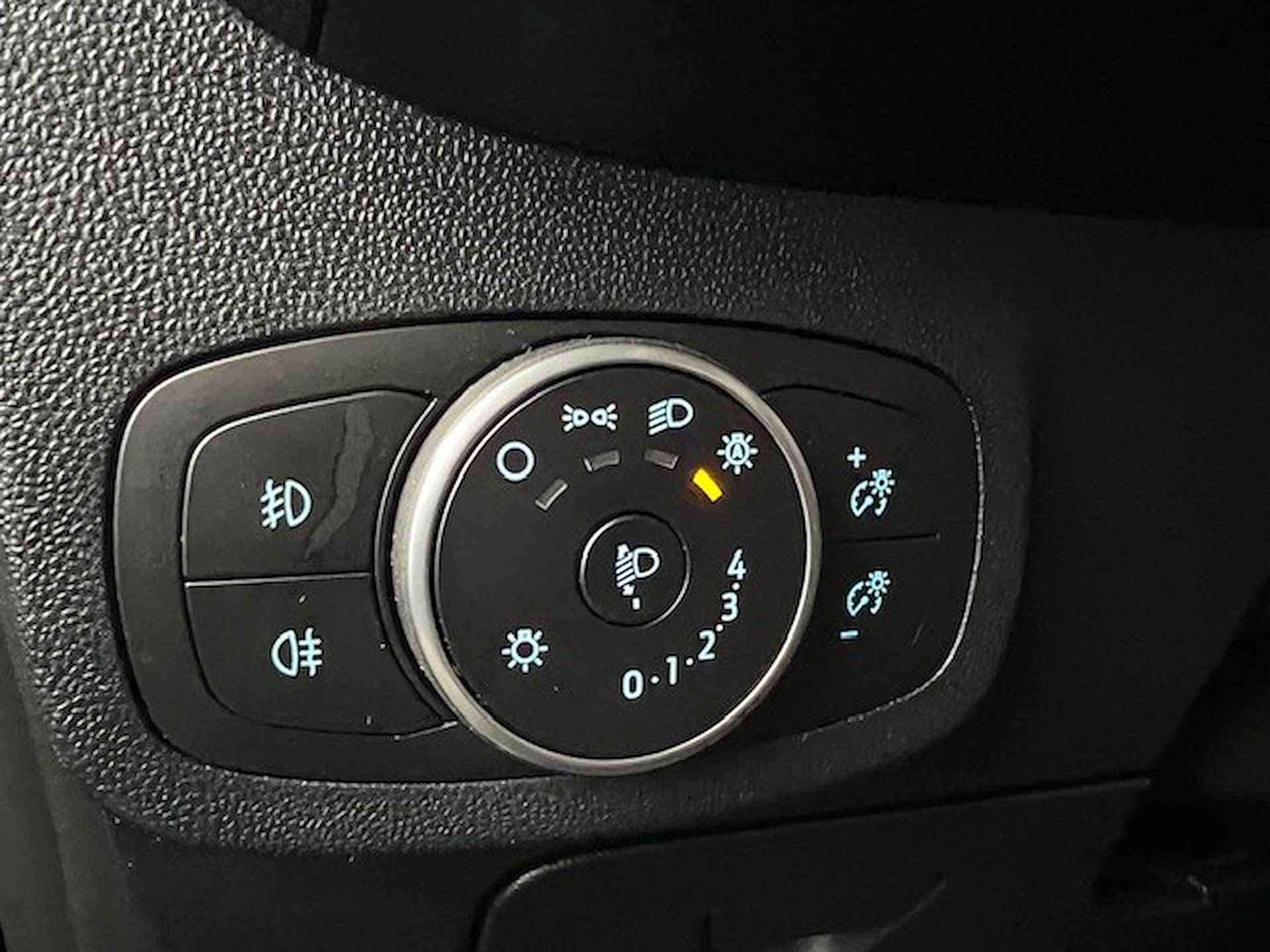 Ford Fiesta 1.0 EcoBoost 100PK TITANIUM | NAVIGATIE| CRUISE CONTROL| CLIMATE CONTROL| DAB| MISTLAMPEN - 16/32