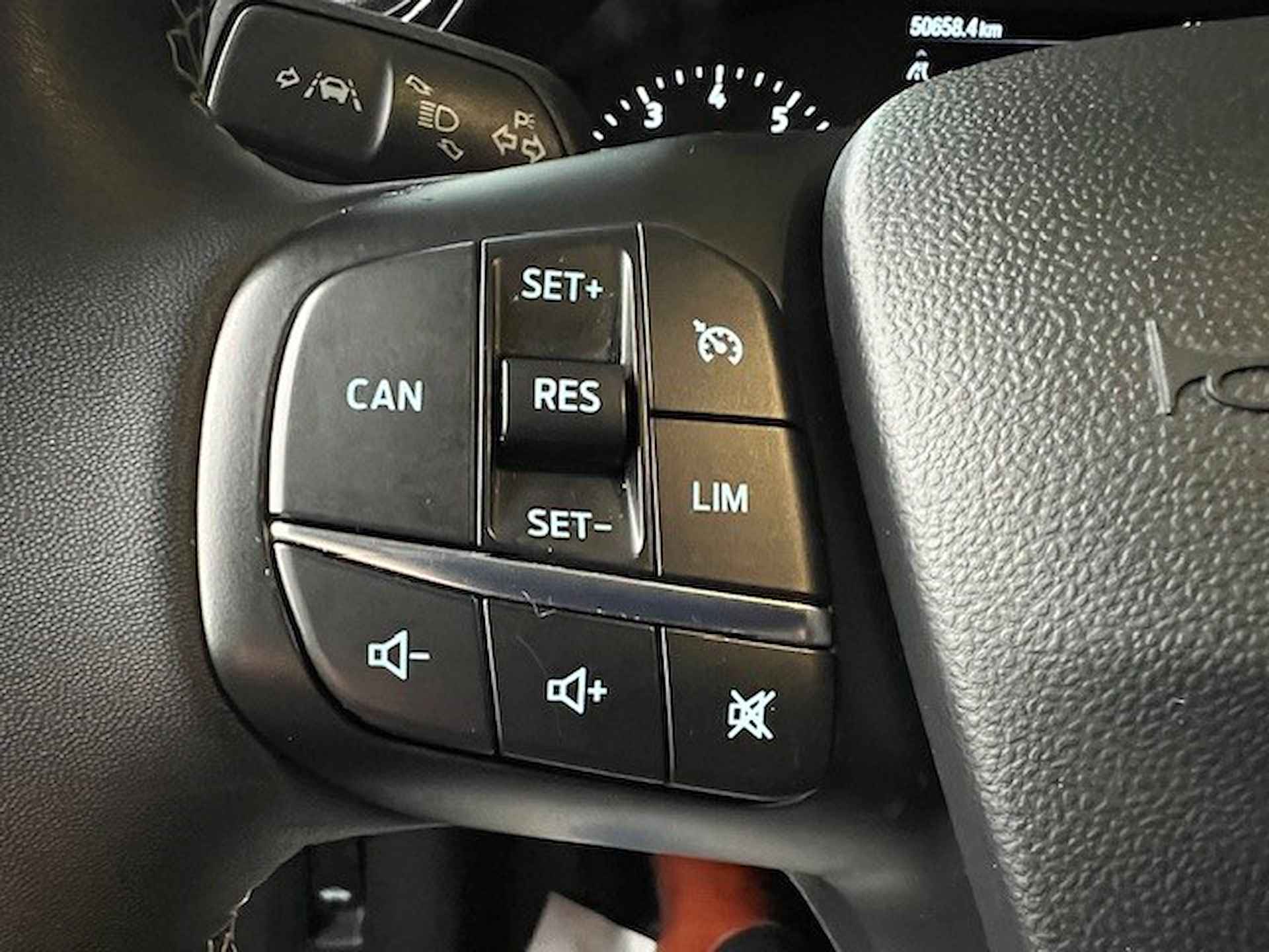 Ford Fiesta 1.0 EcoBoost 100PK TITANIUM | NAVIGATIE| CRUISE CONTROL| CLIMATE CONTROL| DAB| MISTLAMPEN - 17/32