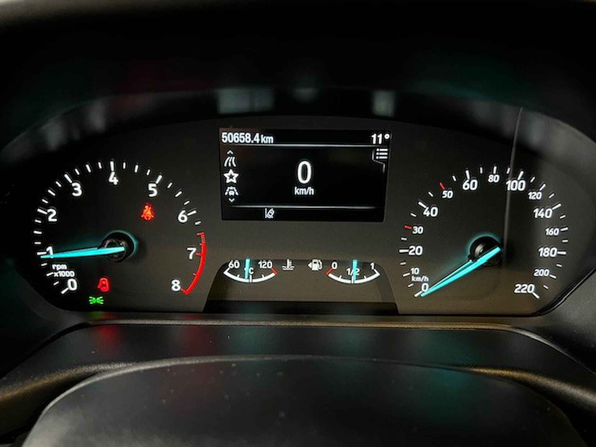 Ford Fiesta 1.0 EcoBoost 100PK TITANIUM | NAVIGATIE| CRUISE CONTROL| CLIMATE CONTROL| DAB| MISTLAMPEN - 18/32