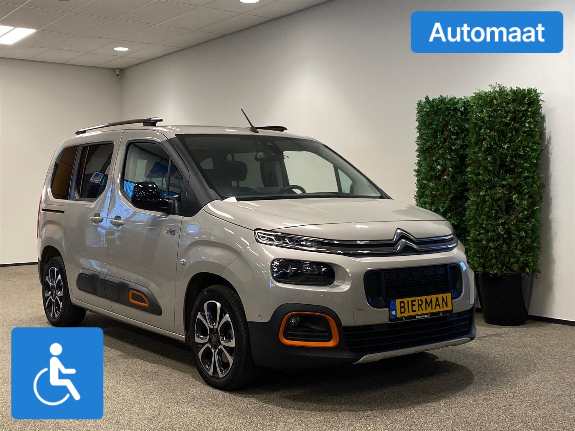 Citroen Berlingo L1 Rolstoelauto Automaat elektr inrijplaat