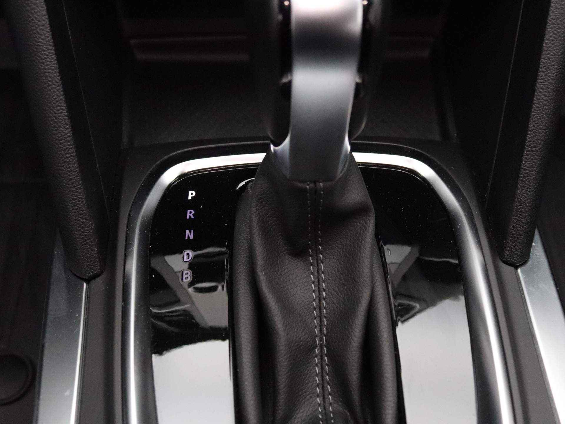 Renault Mégane Estate E-Tech Plug-In Hybrid 160pk Business Edition One ALL-IN PRIJS! Camera | Climate | Leder | Navi | Stoel-/stuurverwarming - 15/43