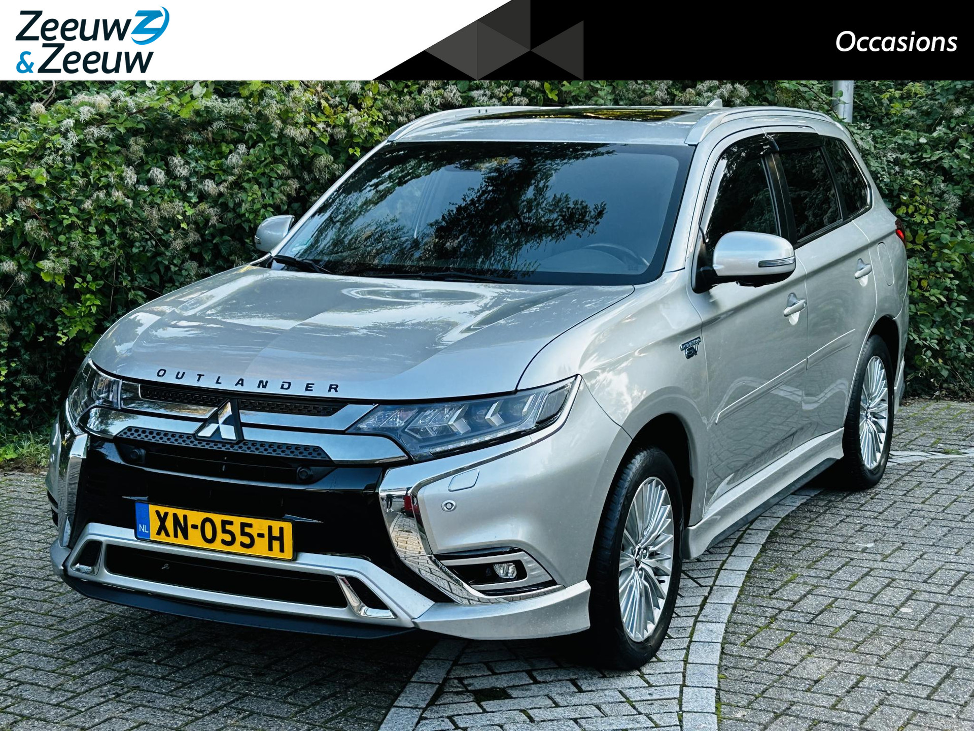 Mitsubishi Outlander 2.4 PHEV Instyle Gewoon de mooiste uitvoering , alle optie's , incl trekhaak