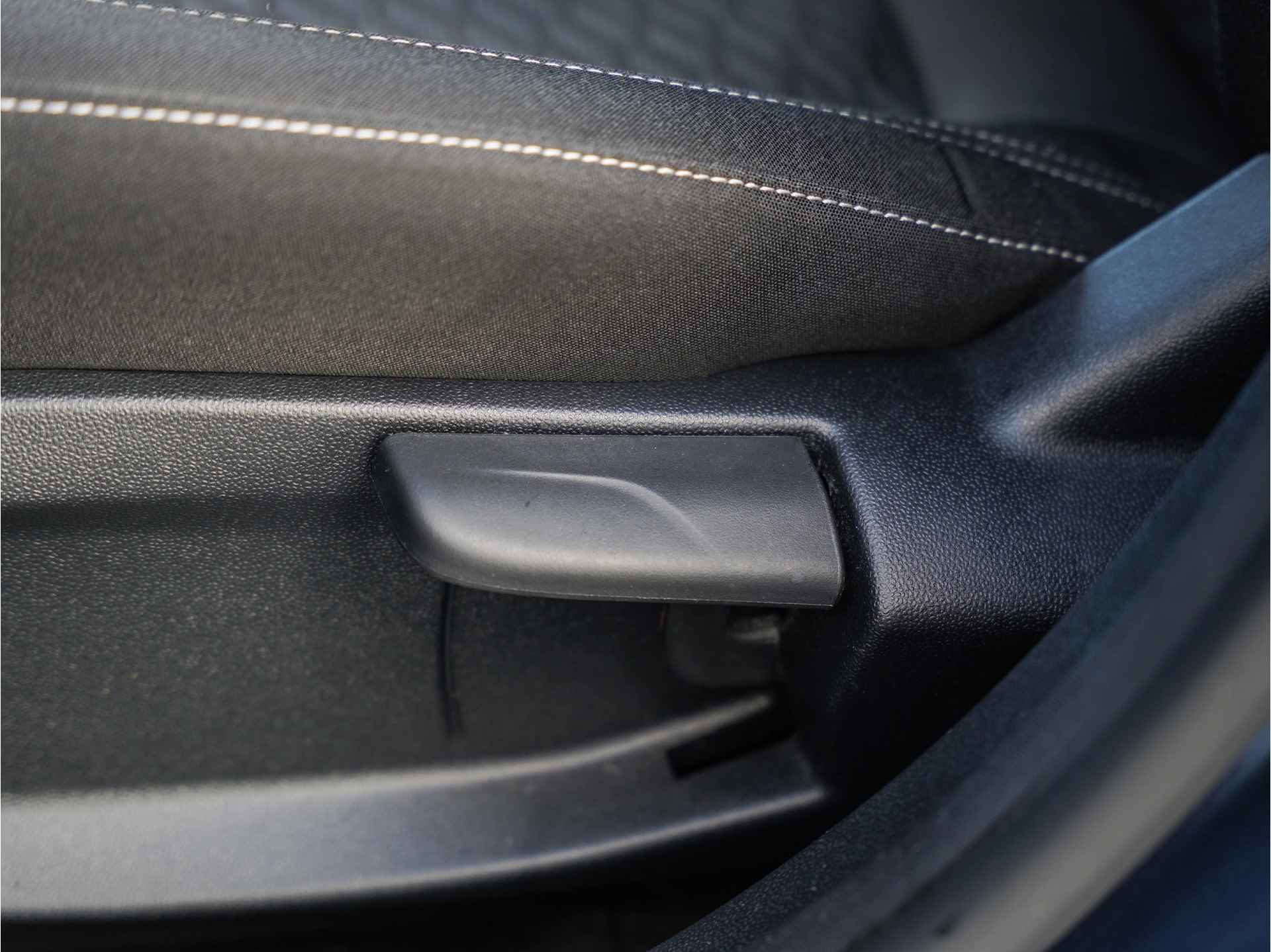Ford Fiesta 100pk EcoBoost Titanium |Climate Control |Apple CarPlay |Android Auto | - 40/50