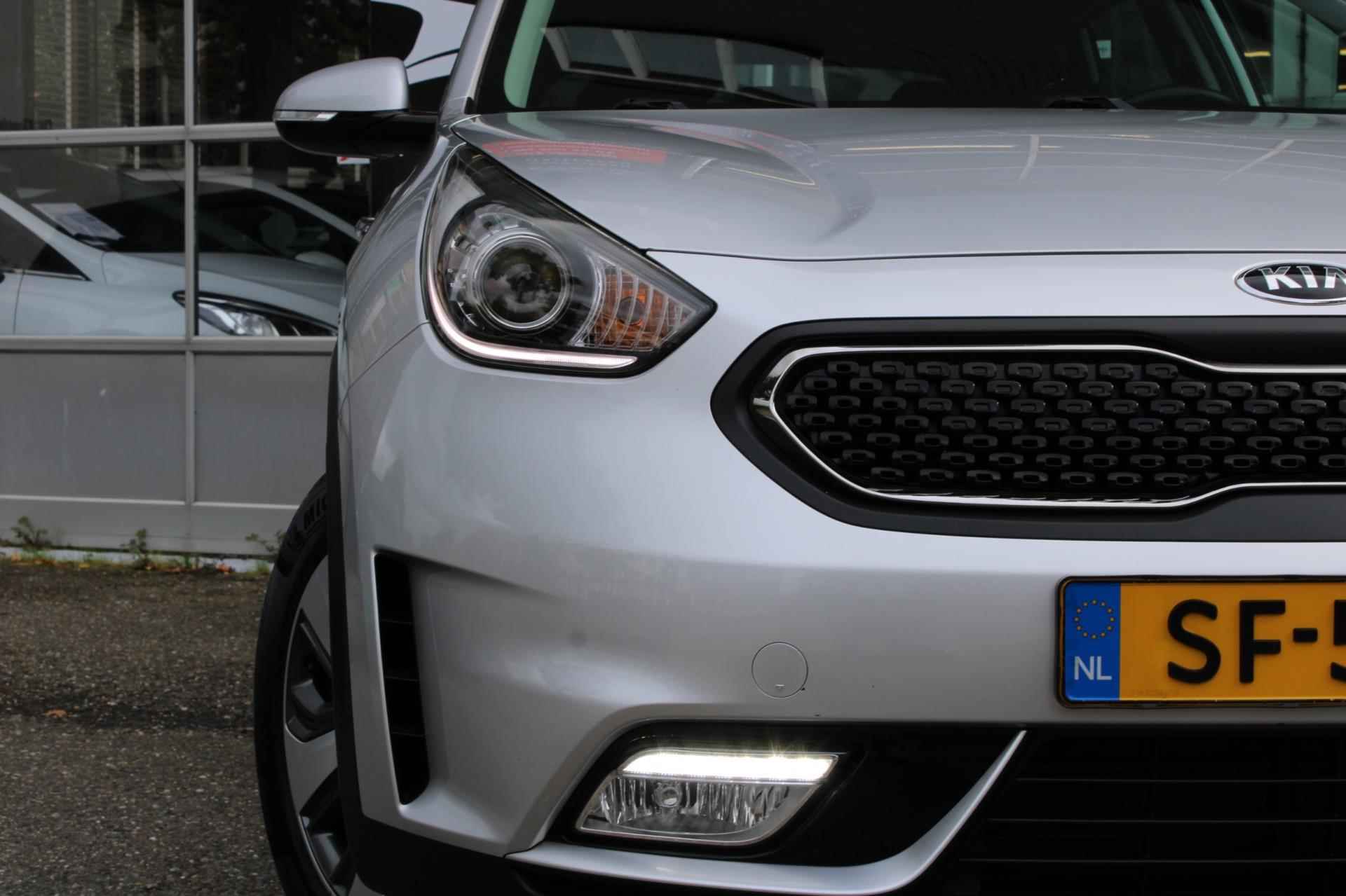 Kia Niro 1.6 GDi Hybrid DynamicLine Automaat Navi Camera Nap - 21/43