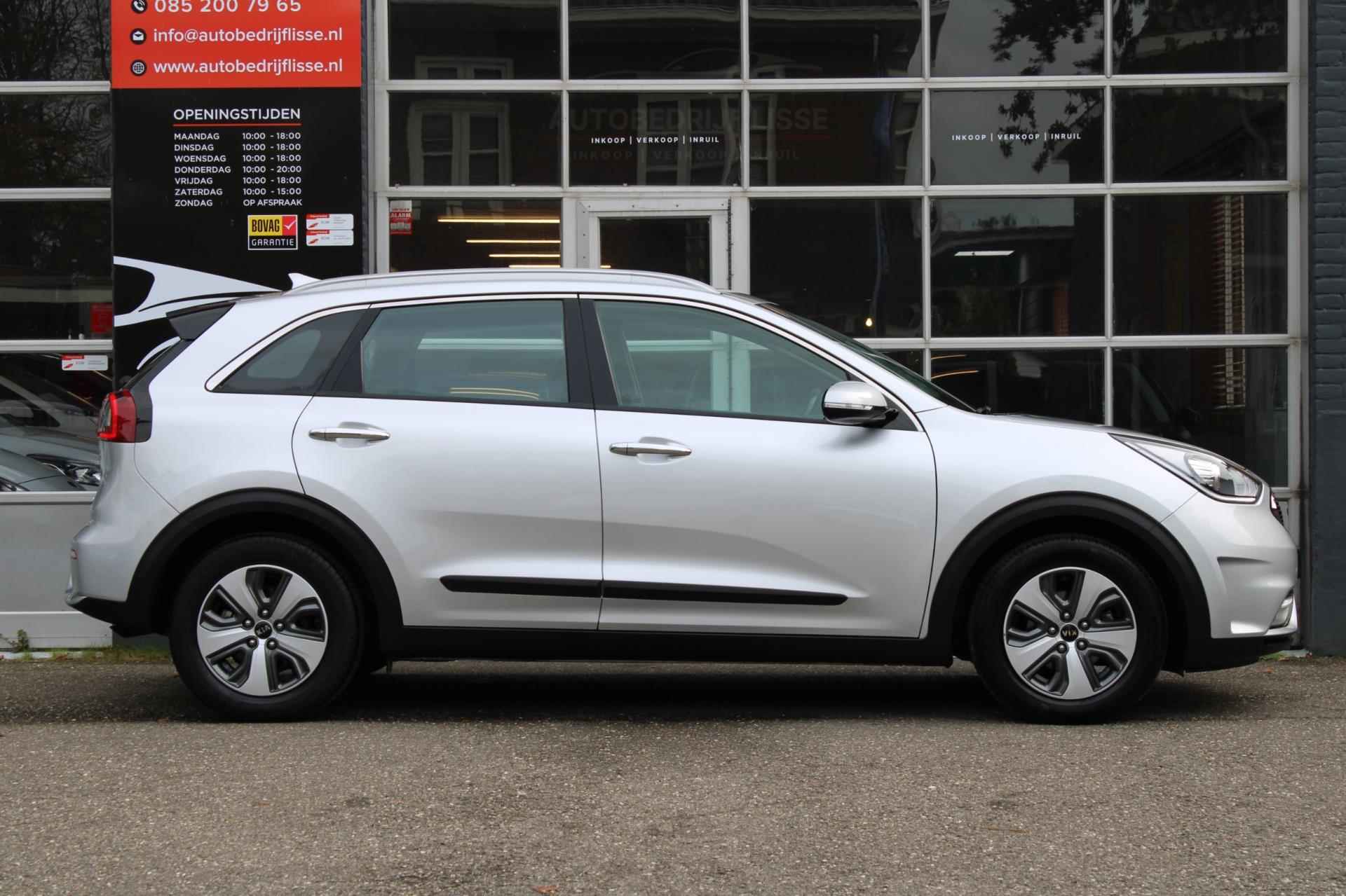 Kia Niro 1.6 GDi Hybrid DynamicLine Automaat Navi Camera Nap - 23/43