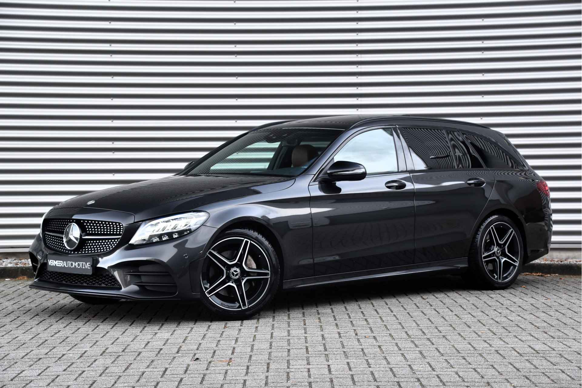 Mercedes-Benz C-Klasse Estate 180 Business Solution AMG | Panoramadak | Nightpakket | Trekhaak | DAB | - 1/19