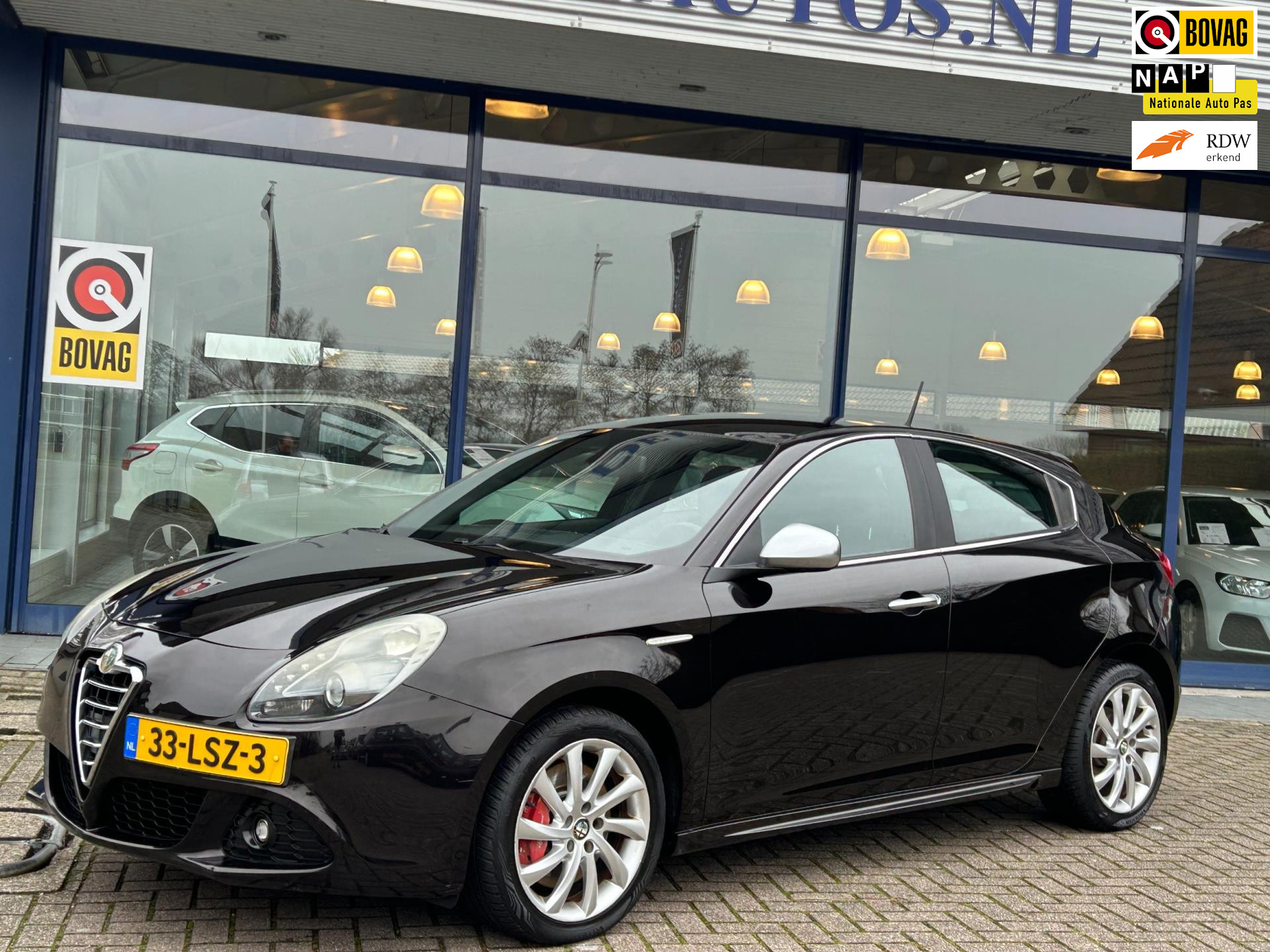 Alfa Romeo Giulietta 1.4 T Distinctive 170PK Half Leer Clima Cruise 17" LM-Velgen NAP NL-Auto!