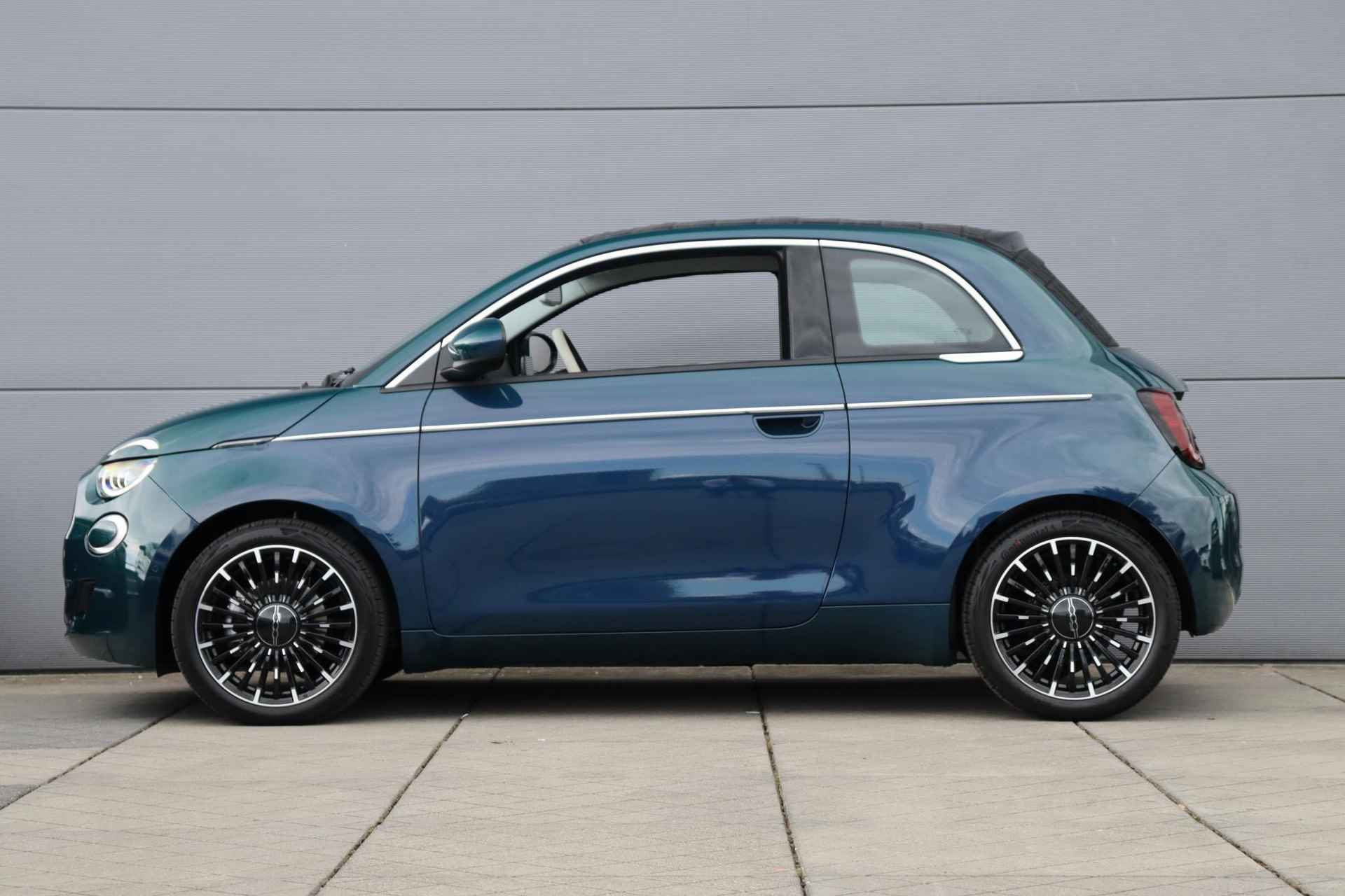 Fiat 500C La Prima 118pk / Navi / Keyless / 17'' / Prachtig! - 3/52