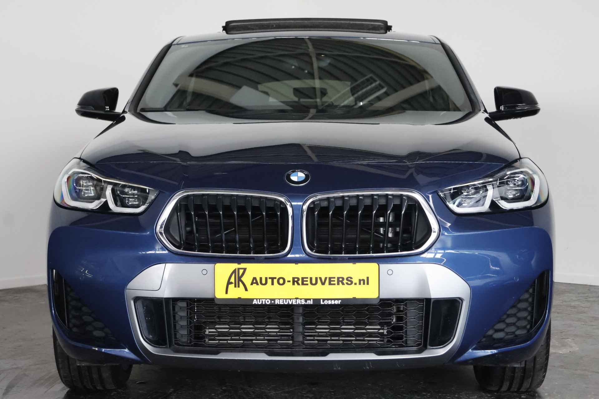 BMW X2 xDrive25e M-Sport Panorama / Opendak / LED / HUD / Navi / CarPlay - 7/32