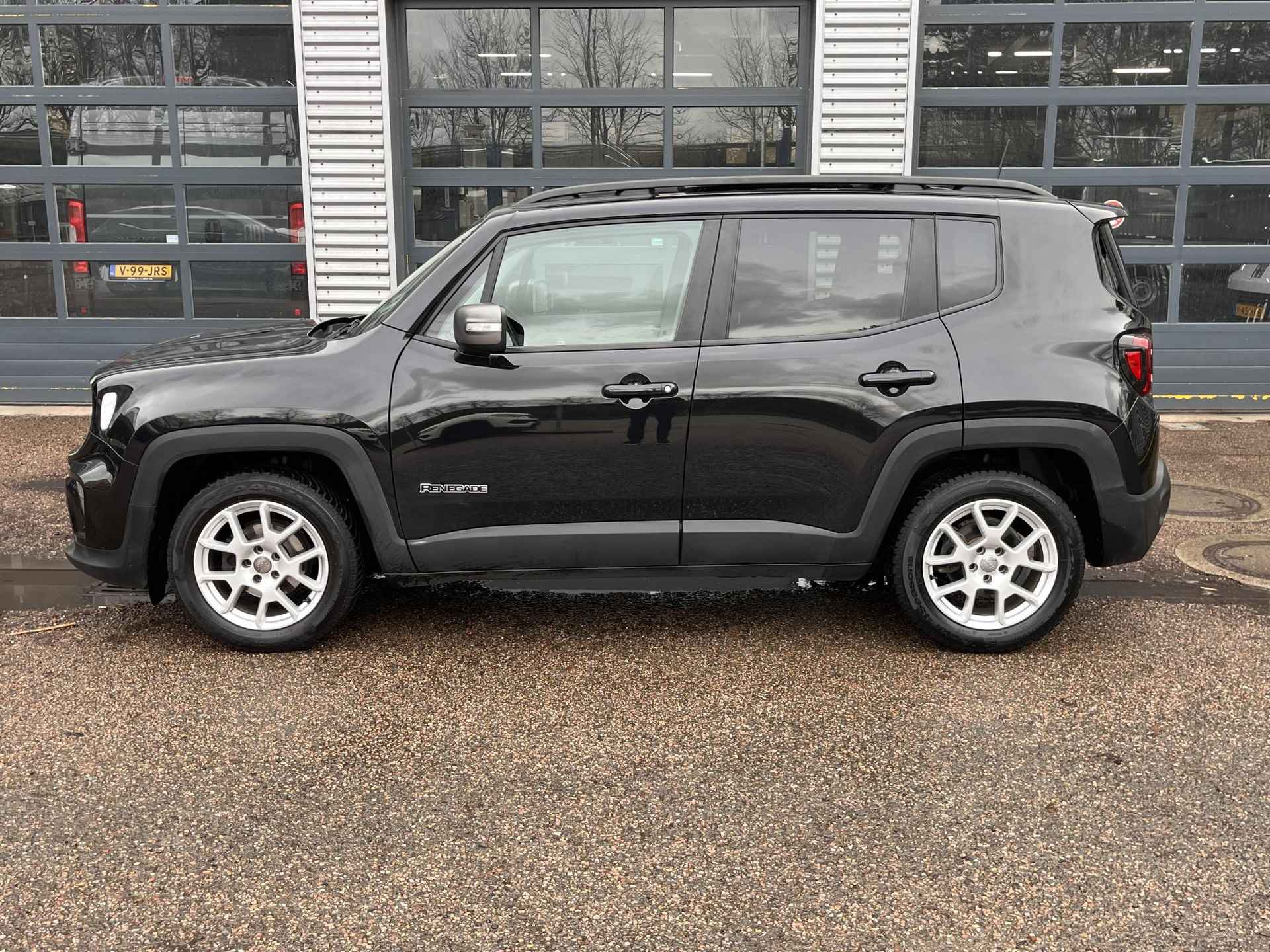 Jeep Renegade 1.0T 120PK Freedom | El. Glazen Panoramadak | Leder | Navigatie | Stoel/stuurverw. | Carplay | PDC V+A | LMV 17 inch - 8/23