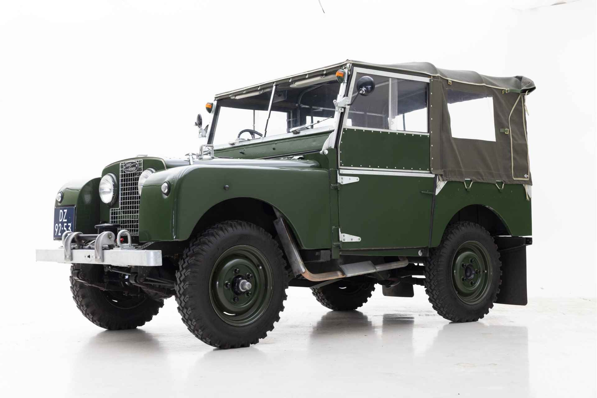 1952 Land Rover Series 1 80-inch - 1/36