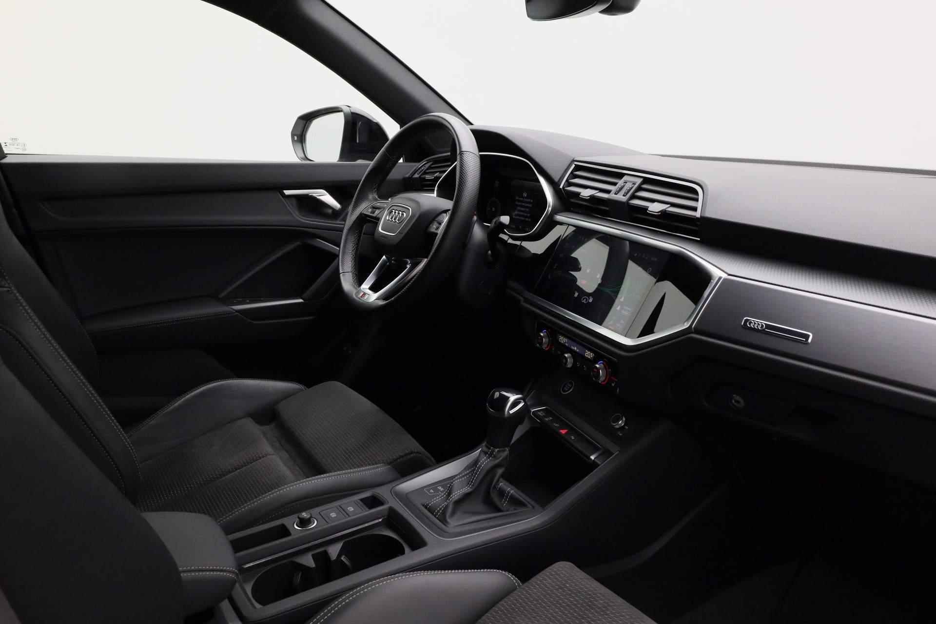 Audi Q3 Sportback 45 TFSI e 245PK S-tronic Advanced Edition | S-Line int. | Pano | Trekhaak | Matrix LED | 20 inch | Keyless | Camera | Navi | ACC - 44/49