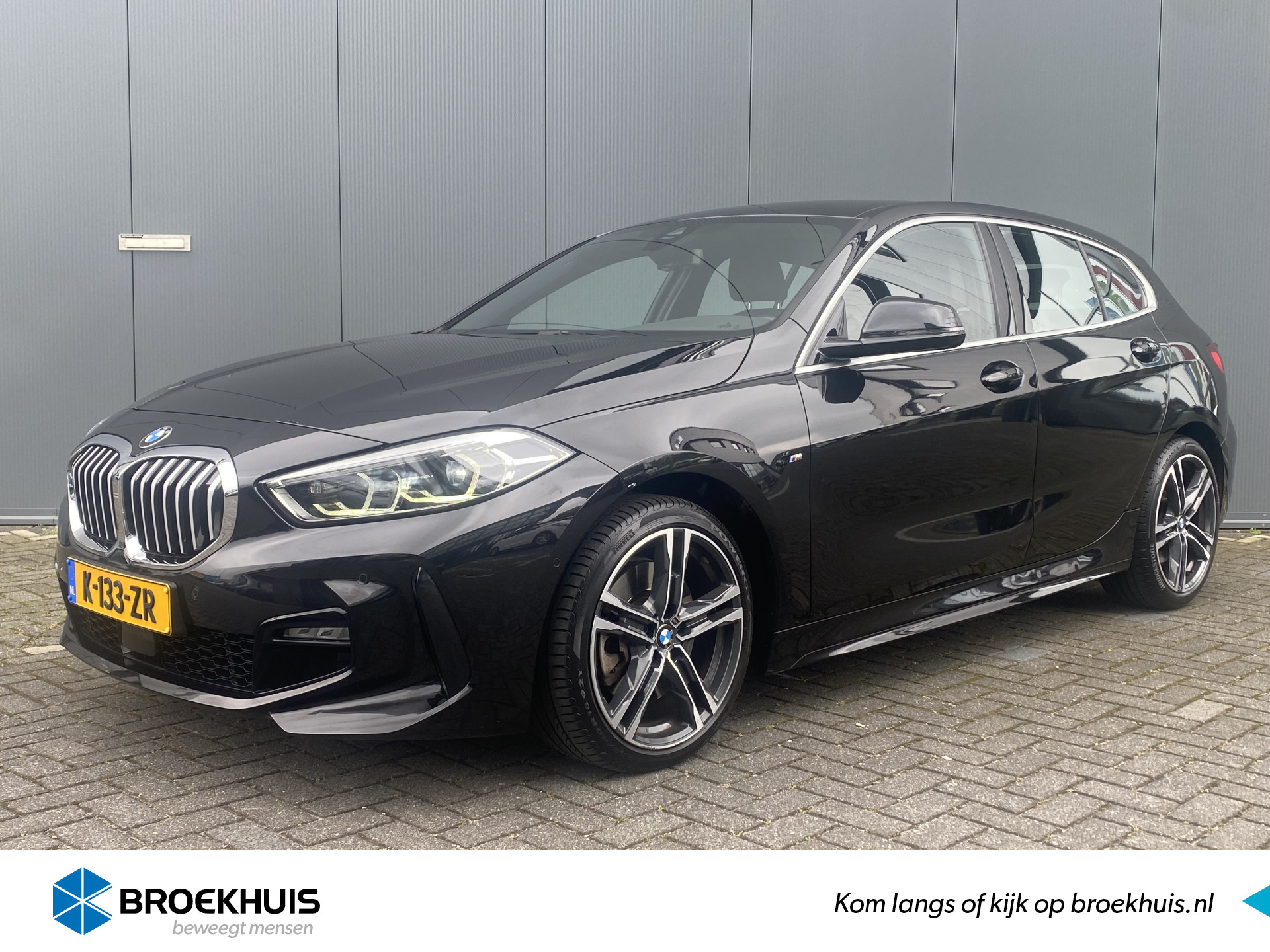 BMW 1-serie 120i High Executive Automaat | Leder | Climate | Camera | Navigatie | NL. Auto | Full - LED | Winterpakket | Afn. Trekhaak | 18'