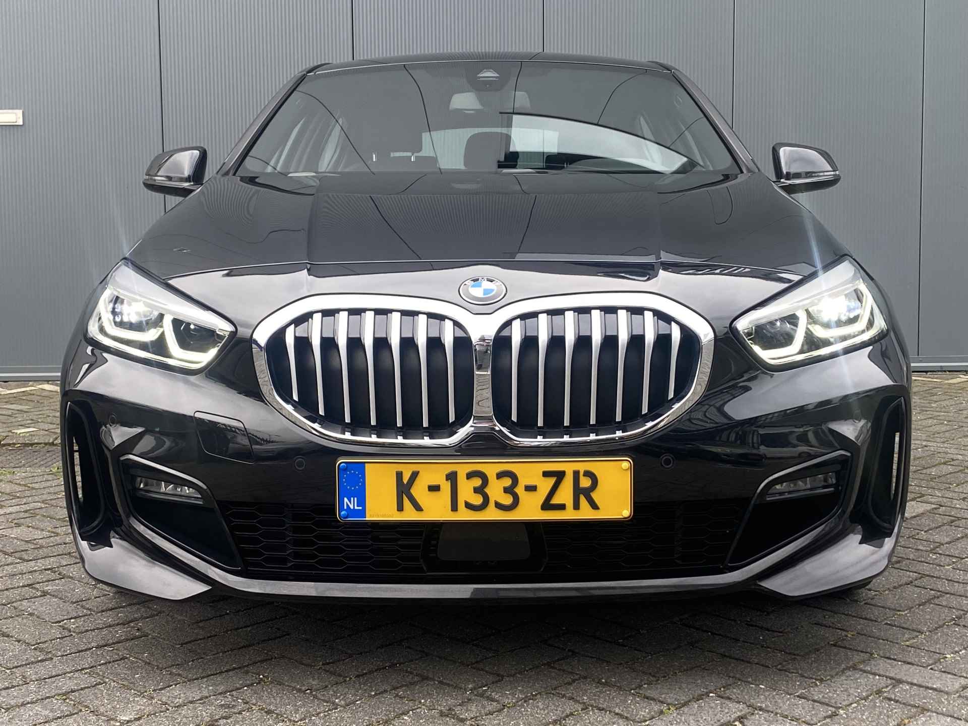 BMW 1-serie 120i High Executive Automaat | Leder | Climate | Camera | Navigatie | NL. Auto | Full - LED | Winterpakket | Afn. Trekhaak | 18' - 4/34