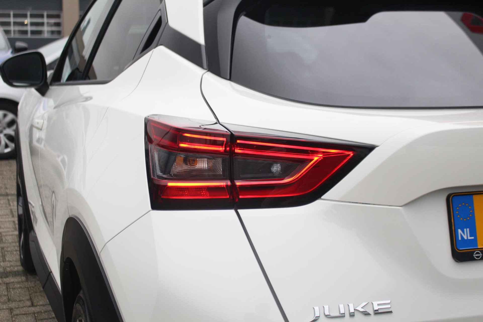 Nissan Juke 1.6 Hybrid Tekna 145pk | Automaat | Cold Pack | Sound Pack | Lichtmetalen velgen 19" | 360 graden Camera | Apple Carplay/Android Auto - 13/39