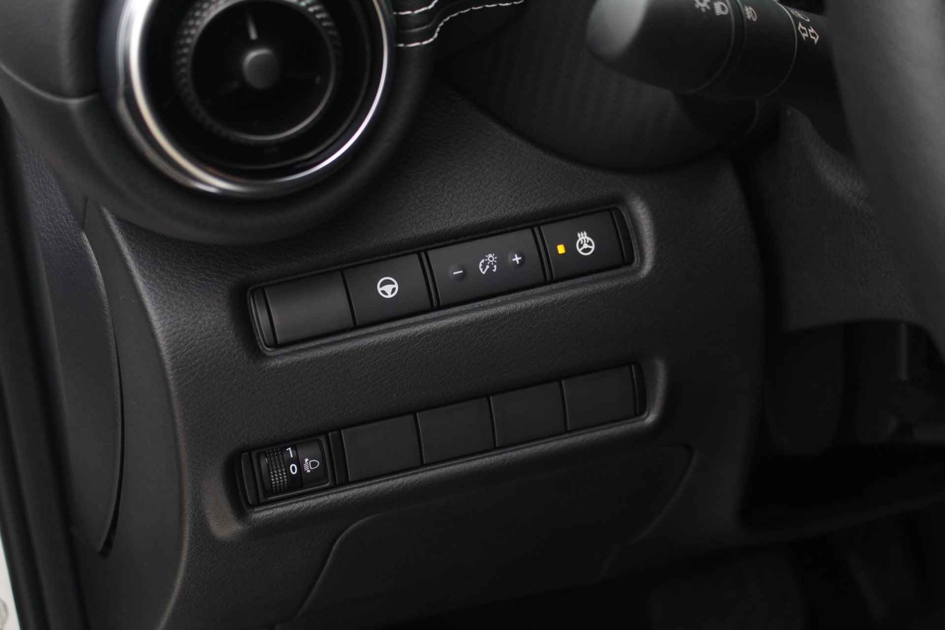 Nissan Juke 1.6 Hybrid Tekna 145pk | Automaat | Cold Pack | Sound Pack | Lichtmetalen velgen 19" | 360 graden Camera | Apple Carplay/Android Auto - 39/39