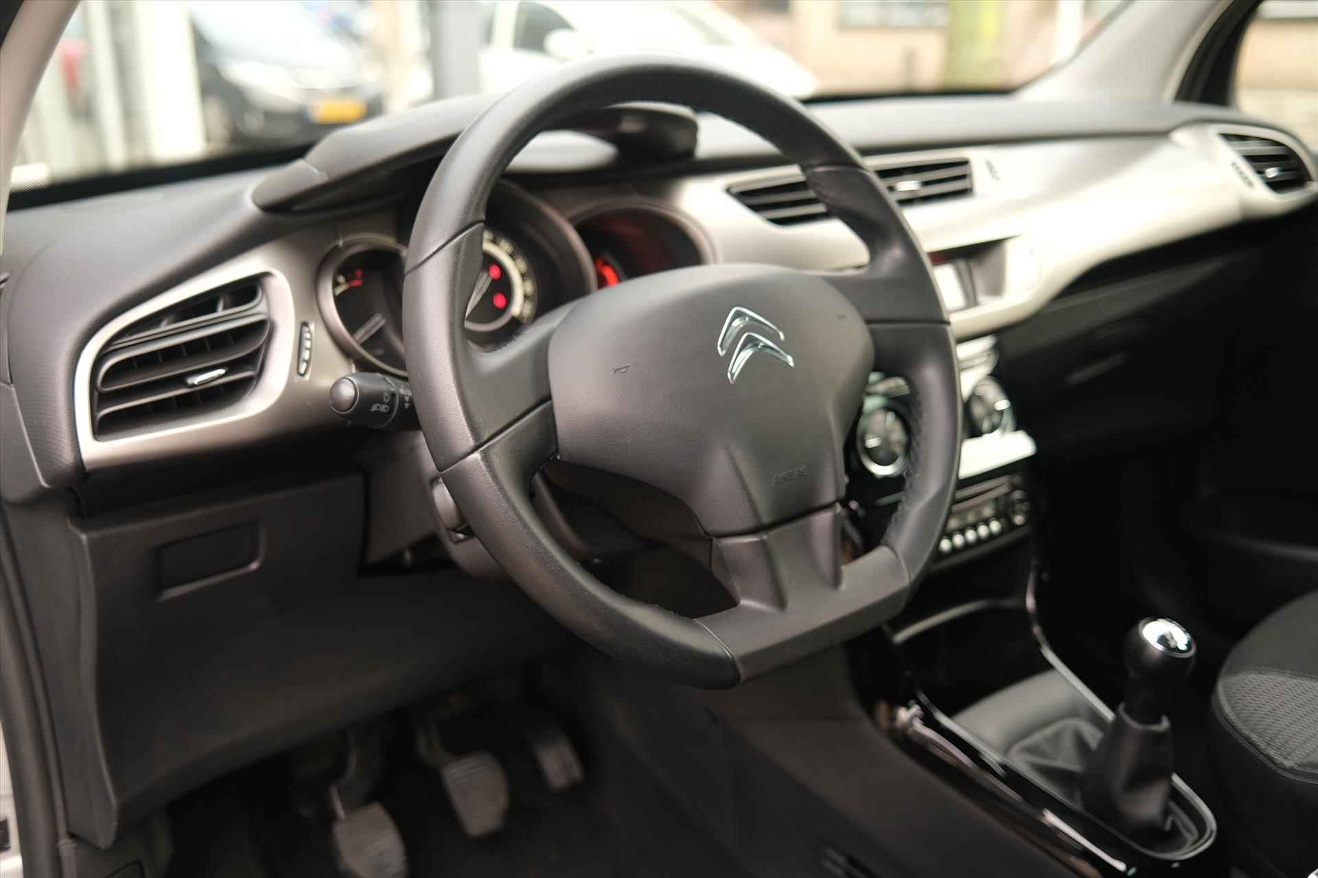 CITROEN C3 VTi 82 Bluetooth | Cruise controle | Climate controle - 24/37