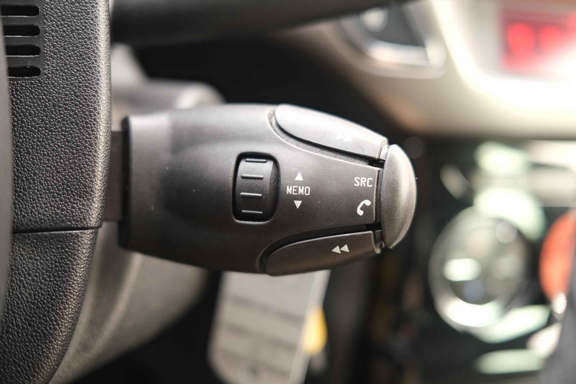 CITROEN C3 VTi 82 Bluetooth | Cruise controle | Climate controle - 30/37