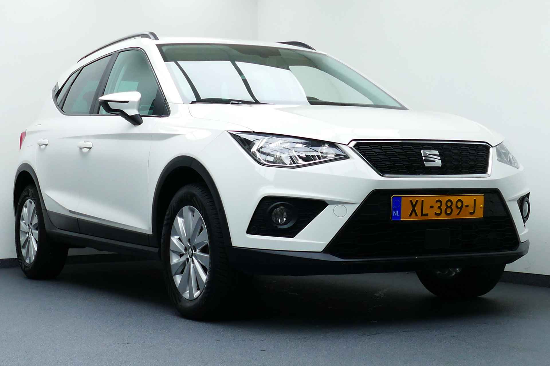 SEAT Arona 1.0 TSI Style Business Intense. Adaptief Cruise, Navi, Camera, Clima, PDC V+A, 16"LM Velgen - 2/41