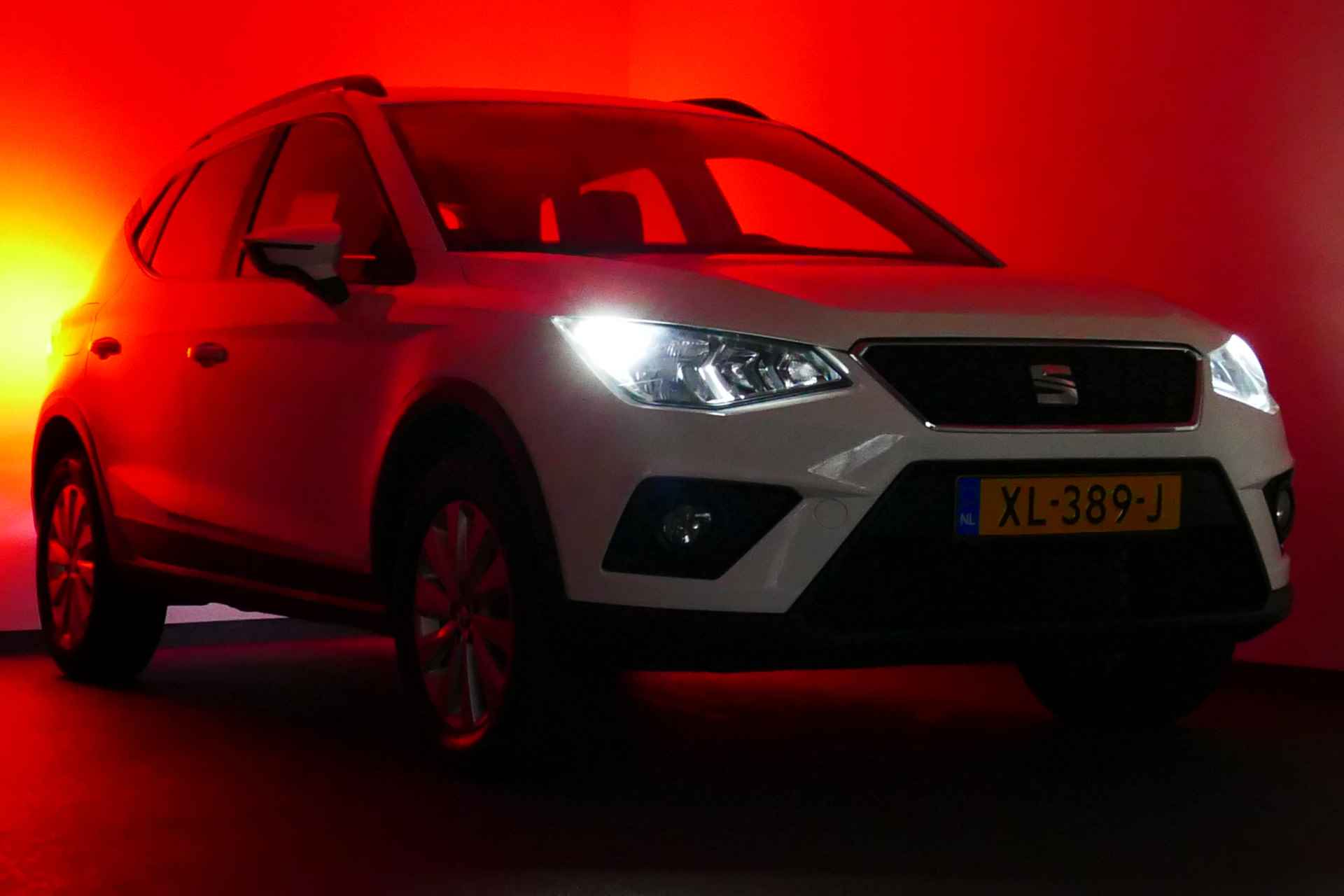 SEAT Arona 1.0 TSI Style Business Intense. Adaptief Cruise, Navi, Camera, Clima, PDC V+A, 16"LM Velgen - 3/41