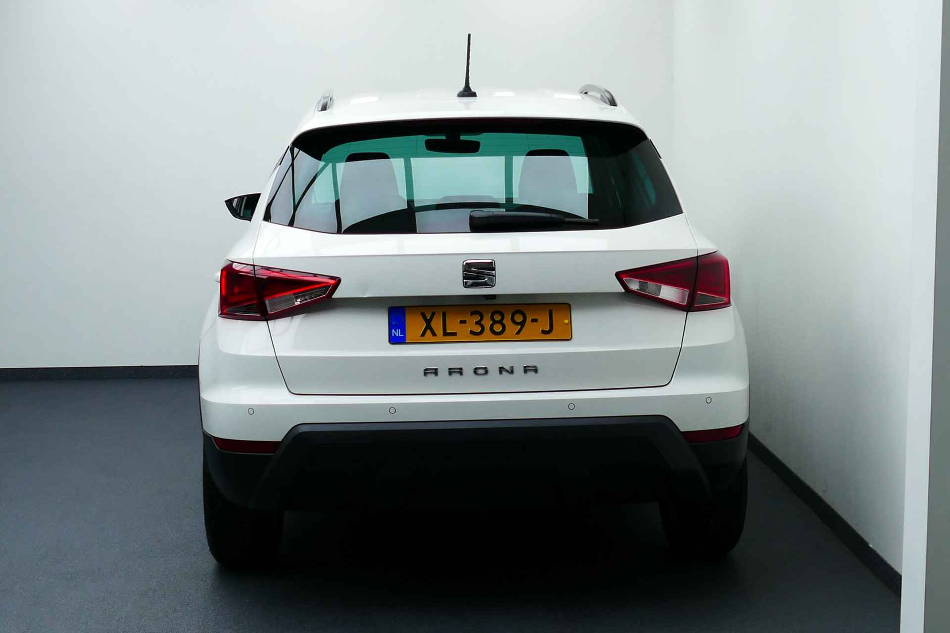 SEAT Arona 1.0 TSI Style Business Intense. Adaptief Cruise, Navi, Camera, Clima, PDC V+A, 16"LM Velgen - 25/41