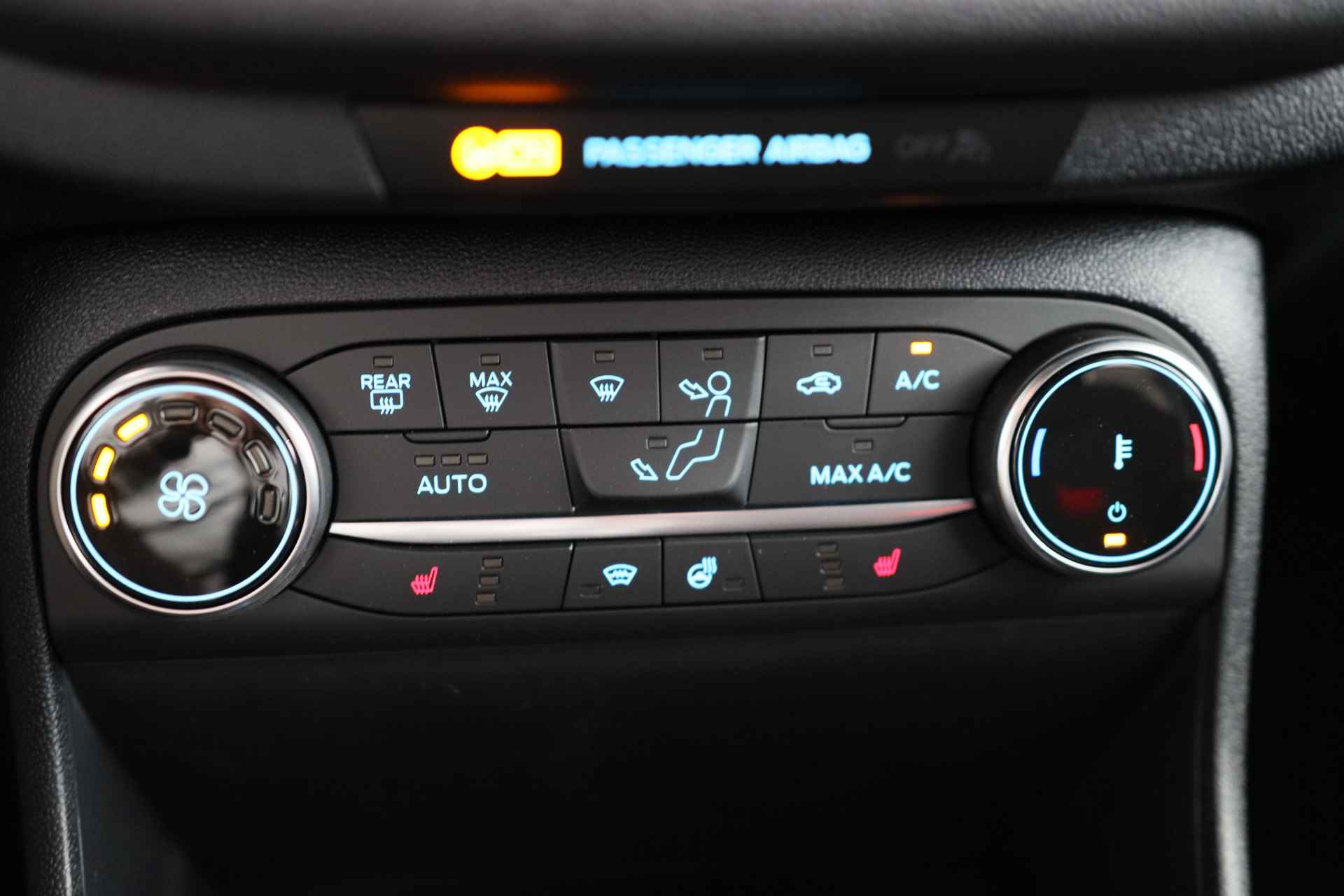 Ford Fiesta 1.0 EcoBoost Hybrid 125pk ST-Line | Automaat | Navi by App | Clima | Cruise | Winter pack | Led | Parkeersensoren | - 10/32