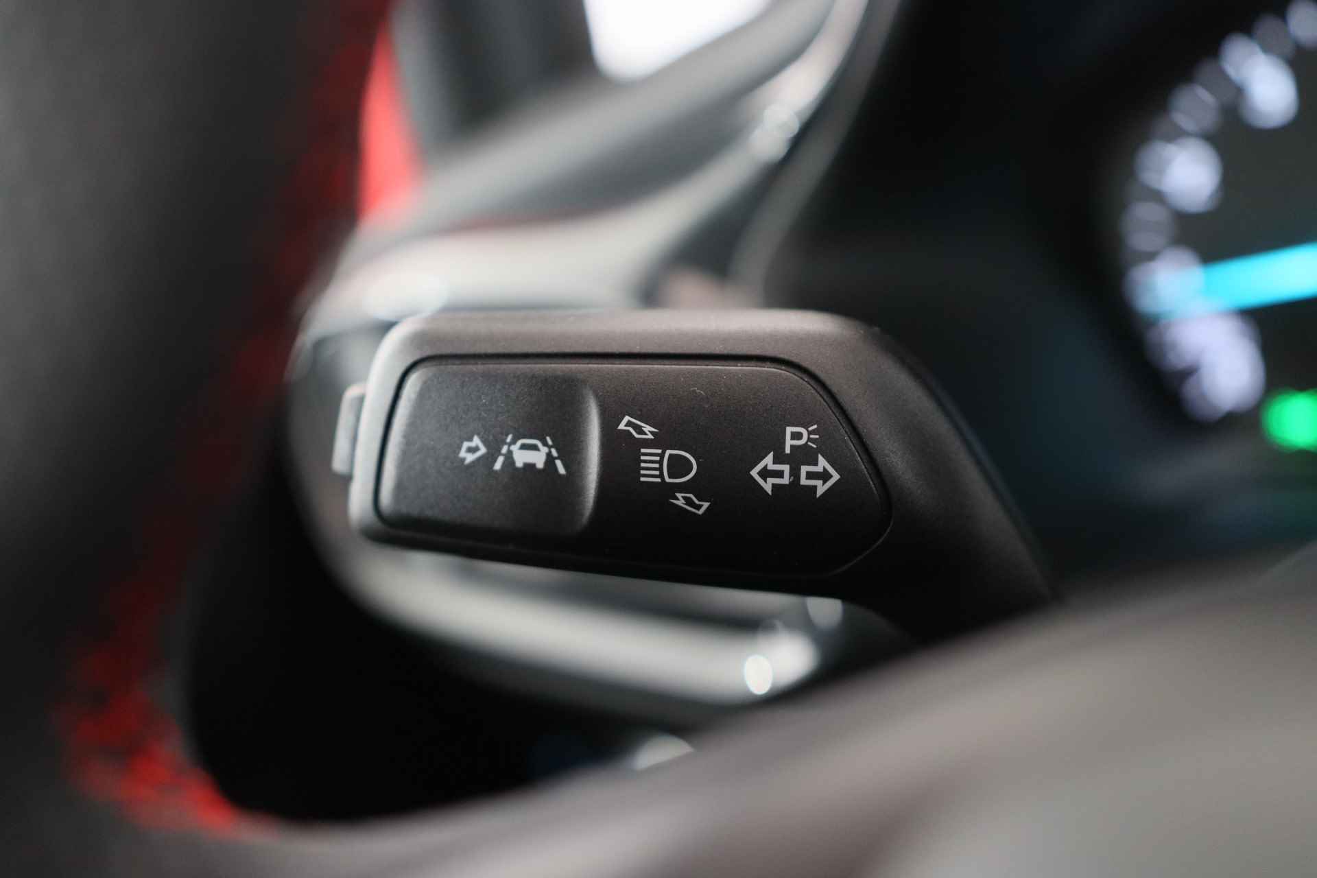 Ford Fiesta 1.0 EcoBoost Hybrid 125pk ST-Line | Automaat | Navi by App | Clima | Cruise | Winter pack | Led | Parkeersensoren | - 25/32