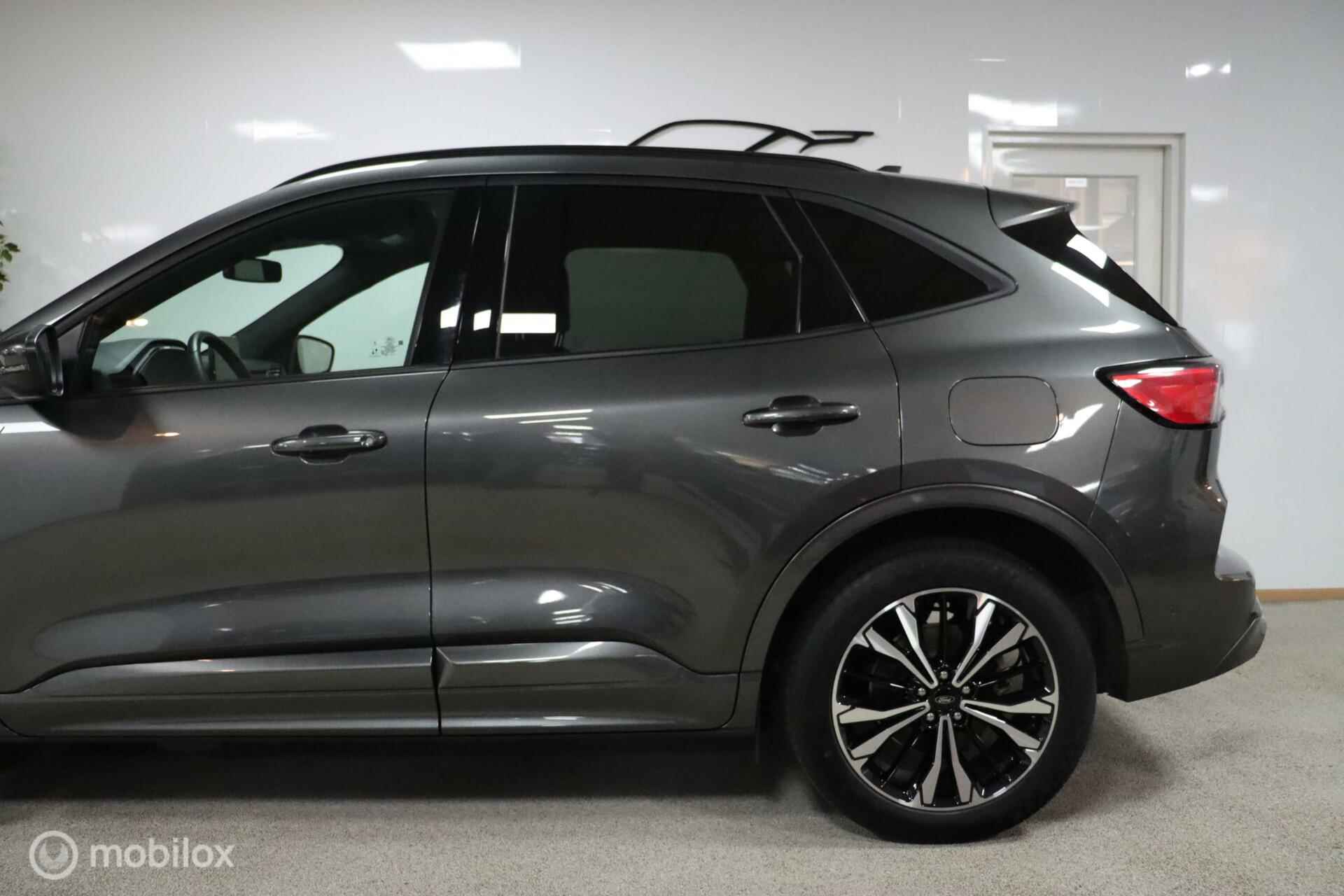 Ford Kuga 2.5 PHEV ST-Line X | 19'' velgen | Winter pack | - 12/37