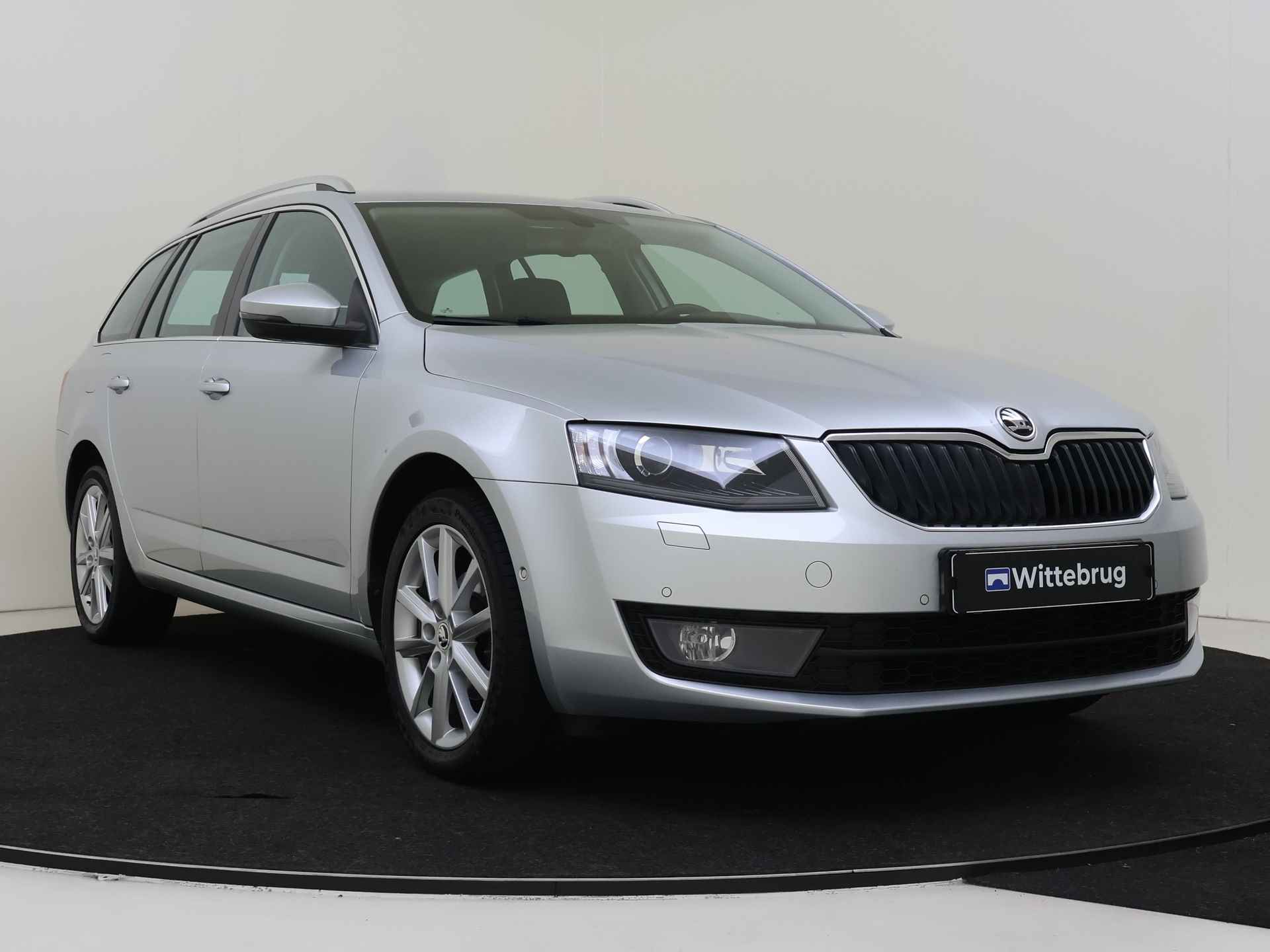 Škoda Octavia Combi 1.2 TSI Greentech Style Businessline | Navigatie | Stoelverwarming | Parkeerhulp voor en achter Ypenburg - 4/40