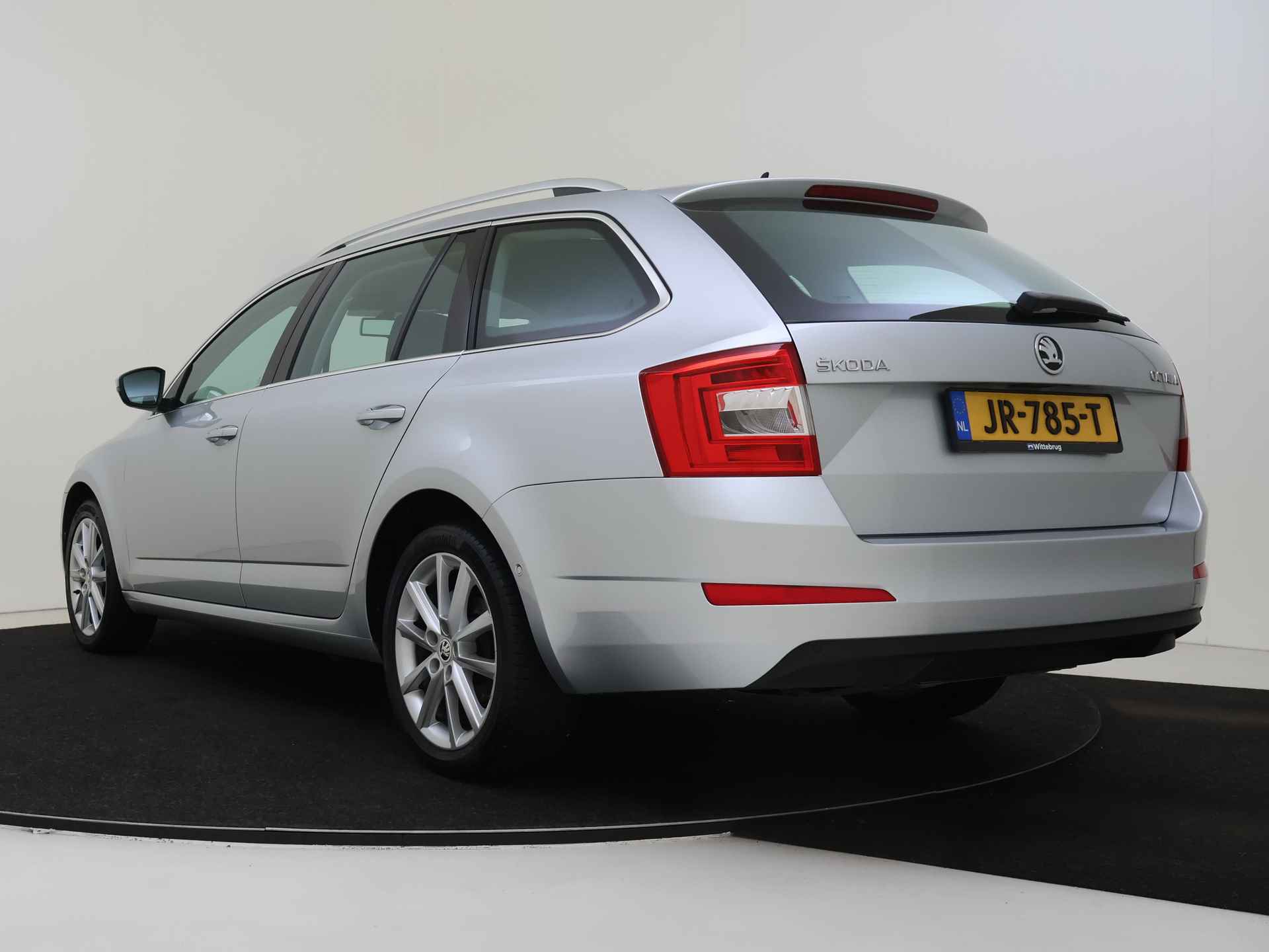 Škoda Octavia Combi 1.2 TSI Greentech Style Businessline | Navigatie | Stoelverwarming | Parkeerhulp voor en achter Ypenburg - 5/40