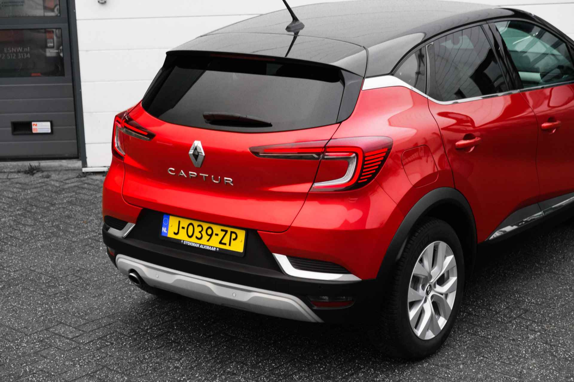 Renault Captur 1.0 TCe 100 PK Bi-Fuel Intens | Vier seizoensbanden | ECC | Camera achter | Navi | Two tone lak | | incl. Bovag rijklaarpakket met 12 maanden garantie | - 18/49