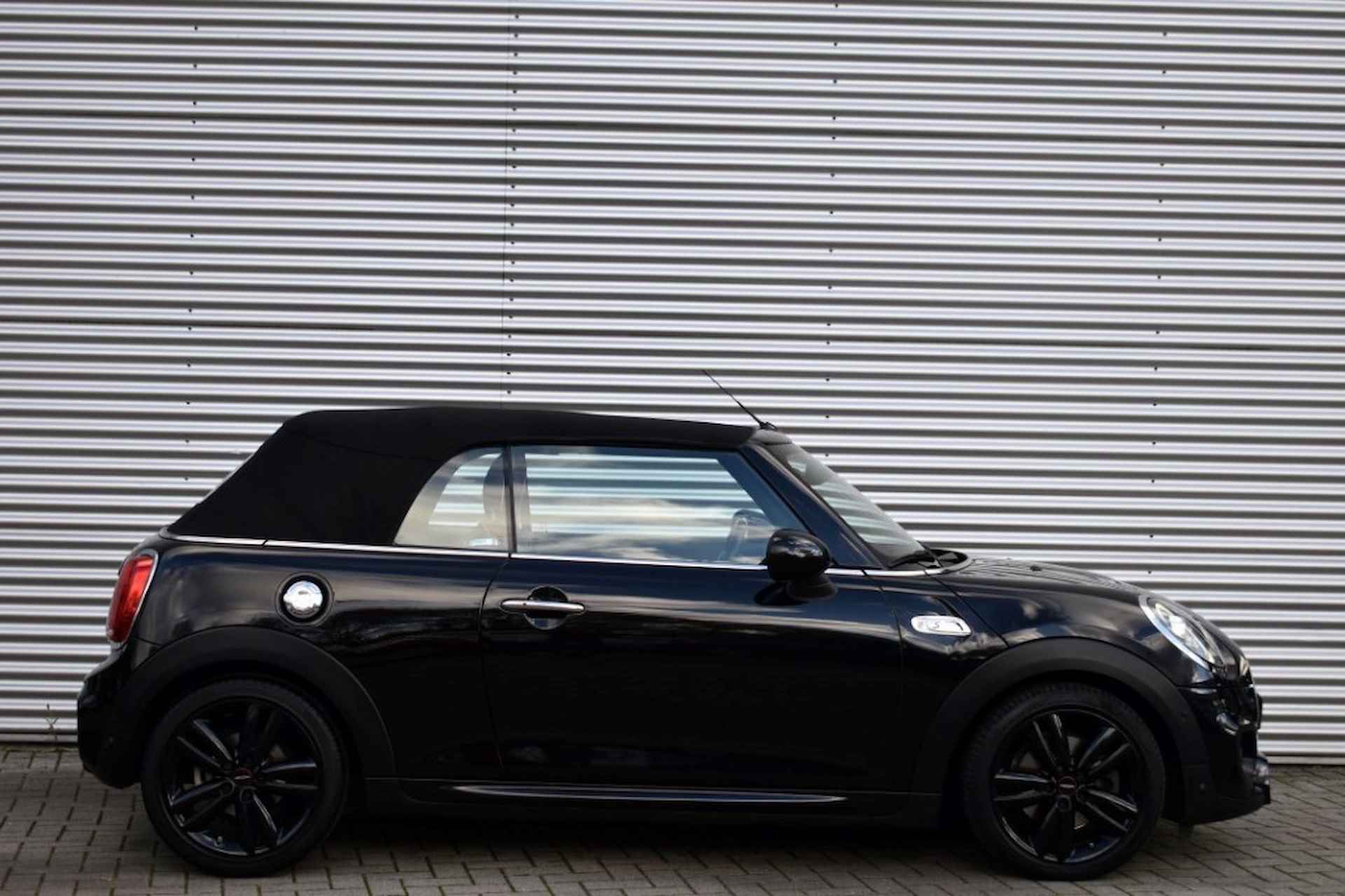 MINI Cabrio 2.0 AUT. COOPER S / JCW / NAVI / LEDER / HARMAN/KARDON / NL AUTO - 13/63