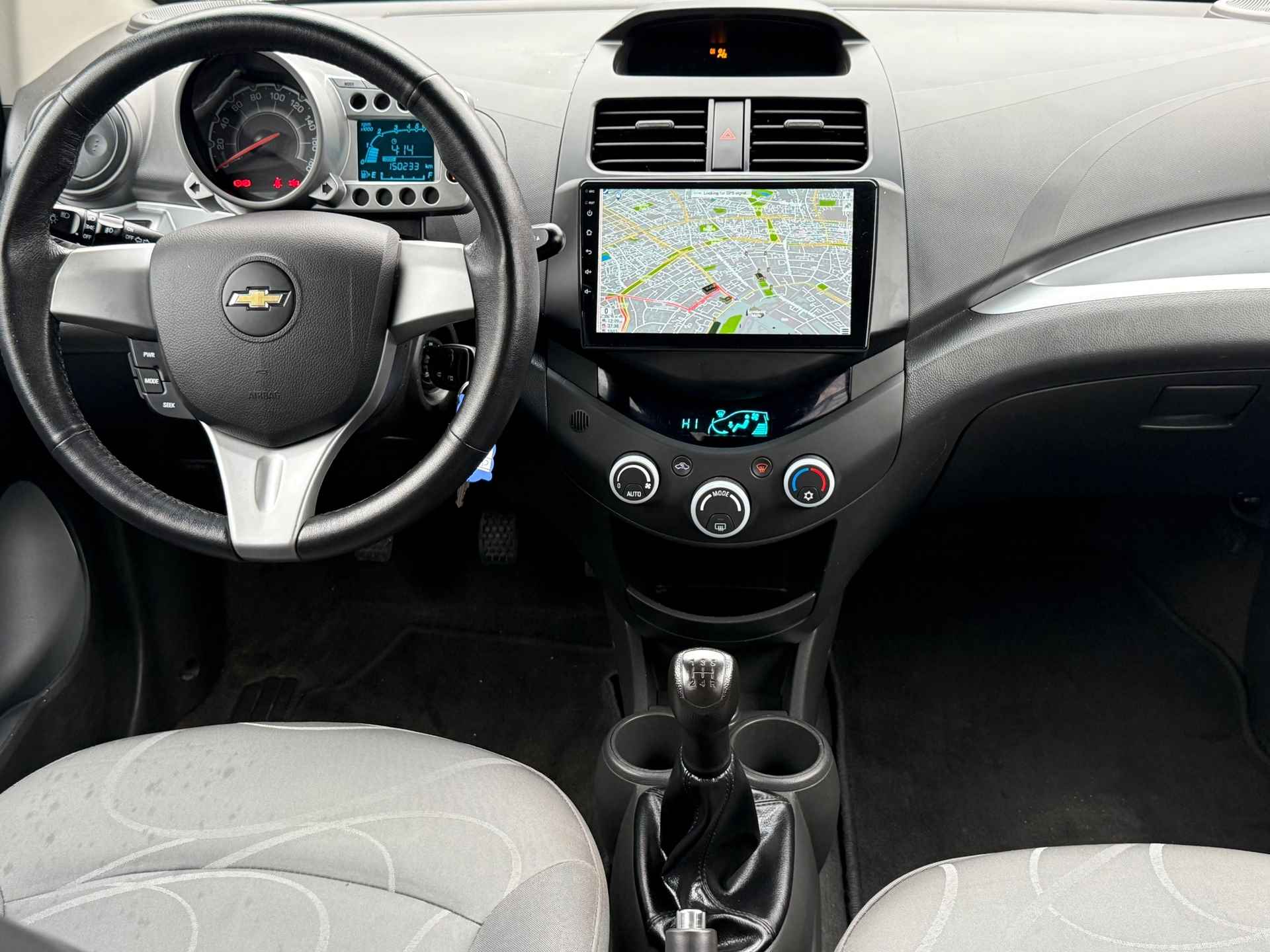 Chevrolet Spark 1.2 16V LTZ Navi Airco Pdc Trekhaak Nieuwe Apk - 12/16