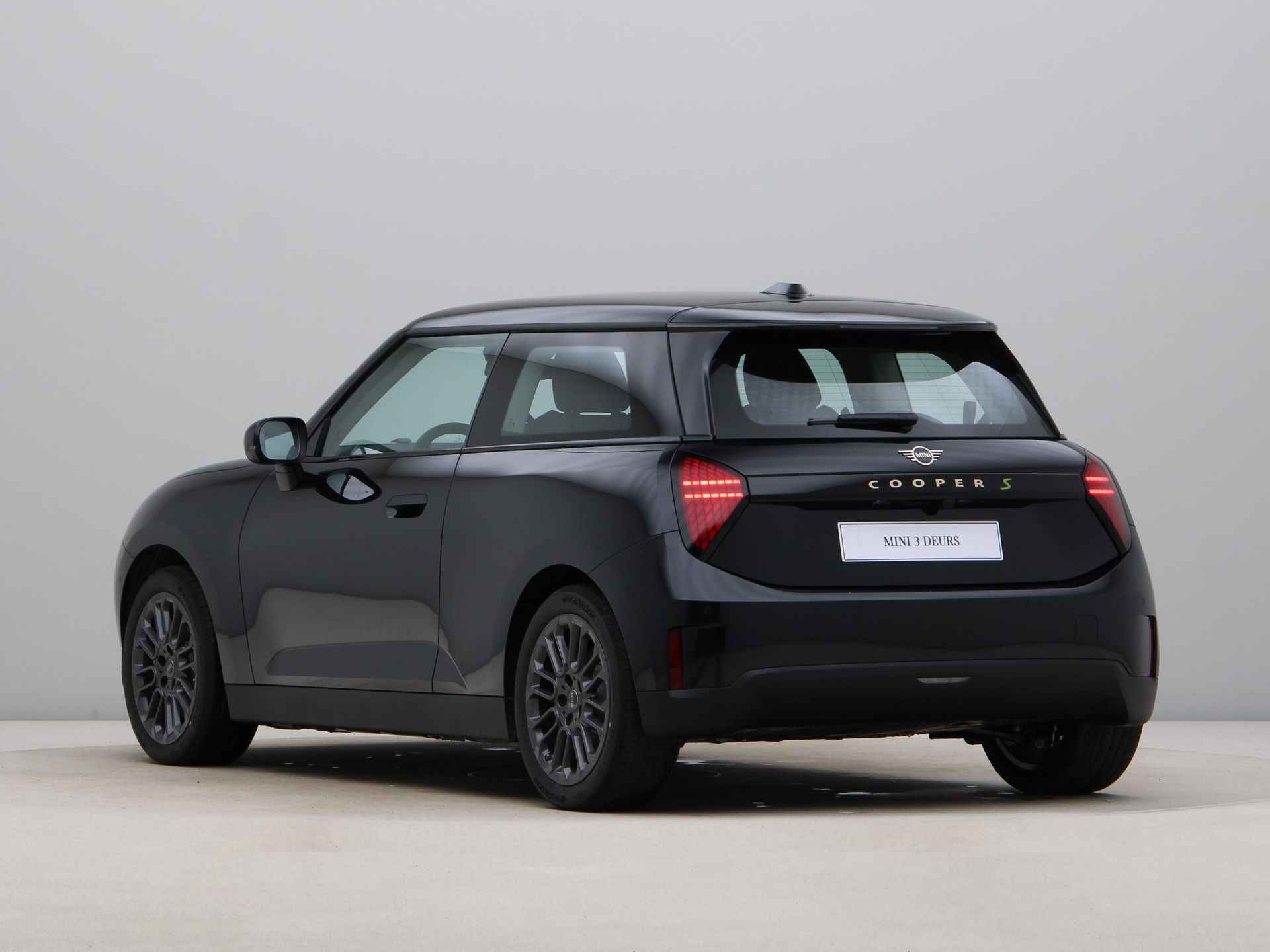 MINI Cooper SE Essential Pakket XS PRIVATE LEASE EUR 519,- (48 mnd/10.000 km) - 12/24