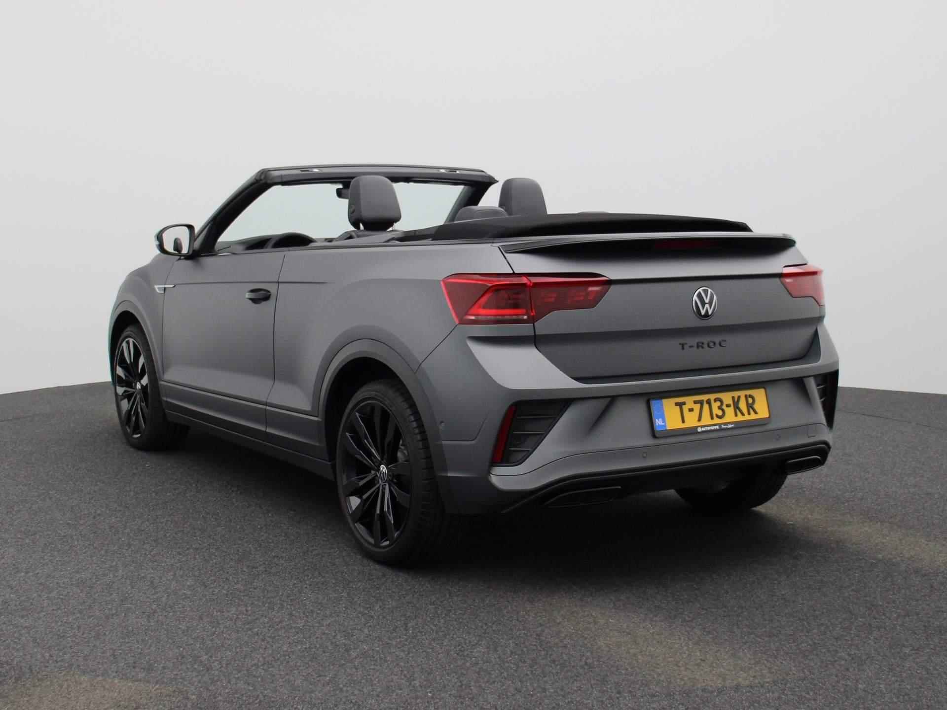 Volkswagen T-Roc Cabrio 1.5 TSI R-Line Edition Grey 150 PK DSG | Automaat | Indium Gray Matte Special | Apple Carplay | Achteruitrijcamera | LED+ Verlichting | Digital Cockpit Pro | Stoelverwarming | Park Assist | Afneembare Trehkaak | - 3/43