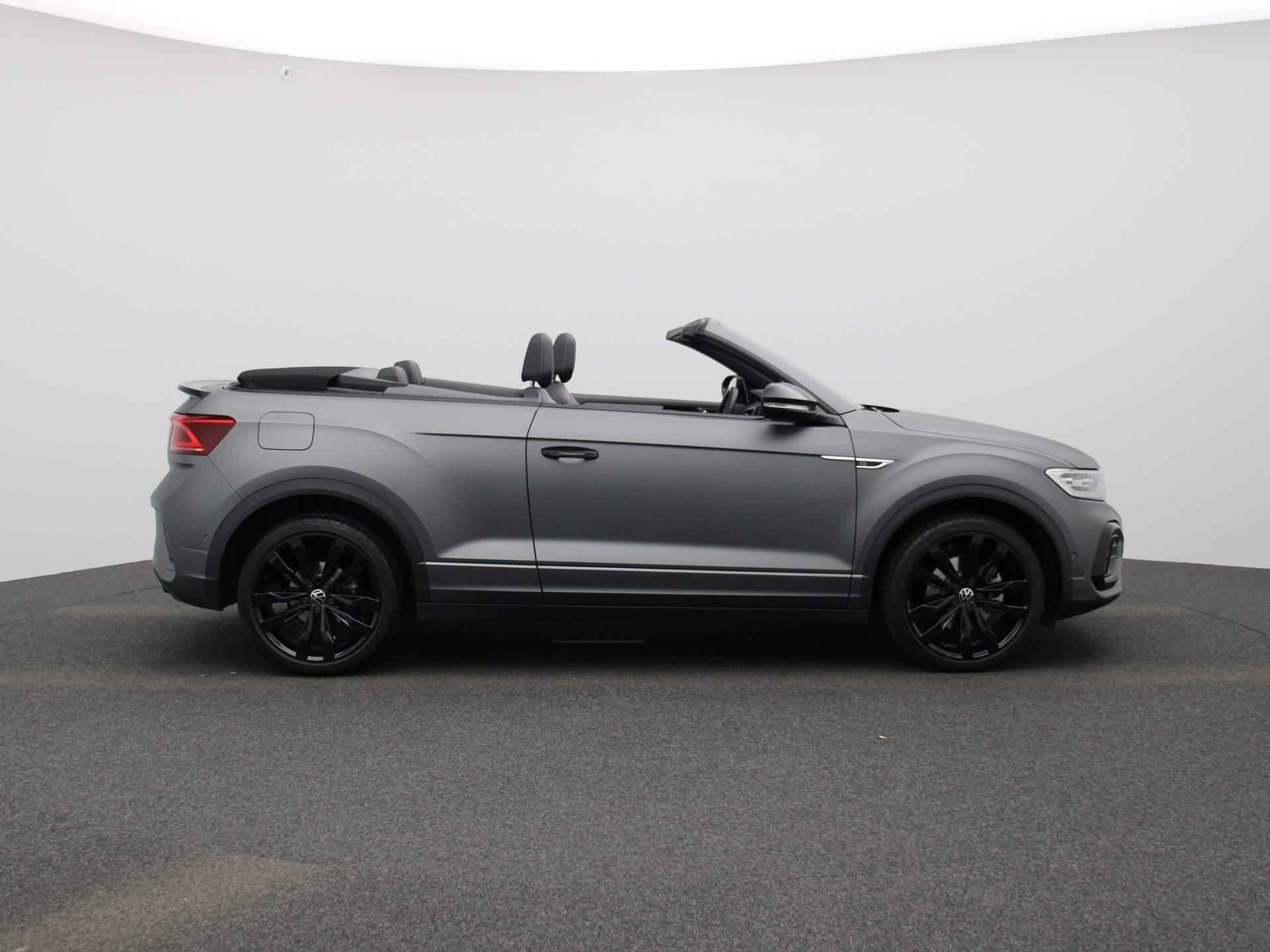 Volkswagen T-Roc Cabrio 1.5 TSI R-Line Edition Grey 150 PK DSG | Automaat | Indium Gray Matte Special | Apple Carplay | Achteruitrijcamera | LED+ Verlichting | Digital Cockpit Pro | Stoelverwarming | Park Assist | Afneembare Trehkaak | - 7/43