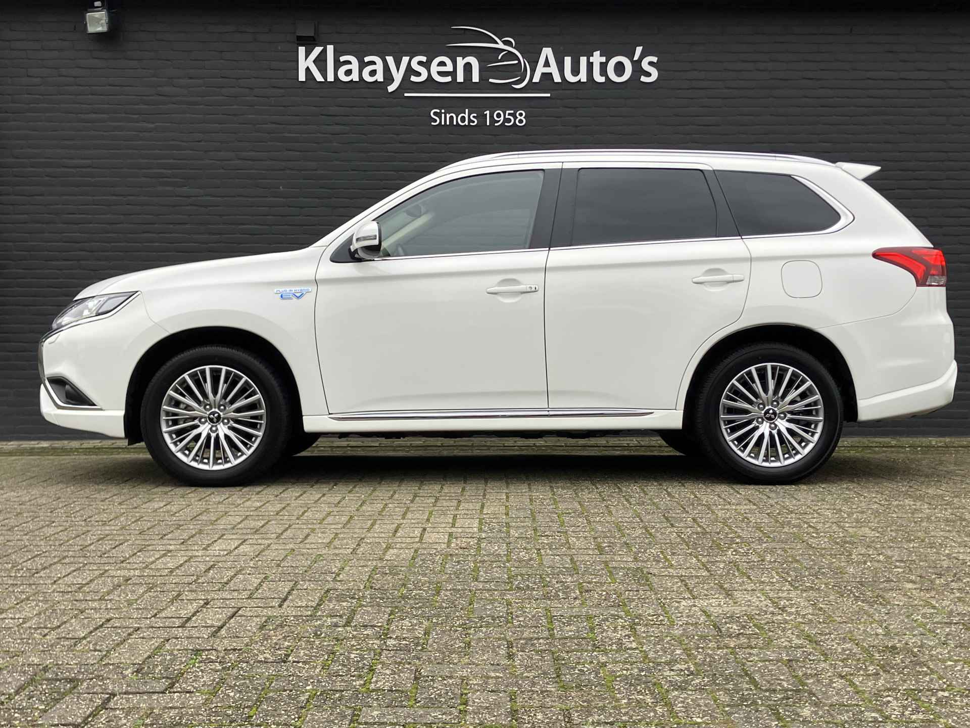 Mitsubishi Outlander 2.4 PHEV 225 pk Intense+ 4WD AUT. | dealer onderhouden | navigatie | trekhaak | leder/alcantara | camera - 9/37