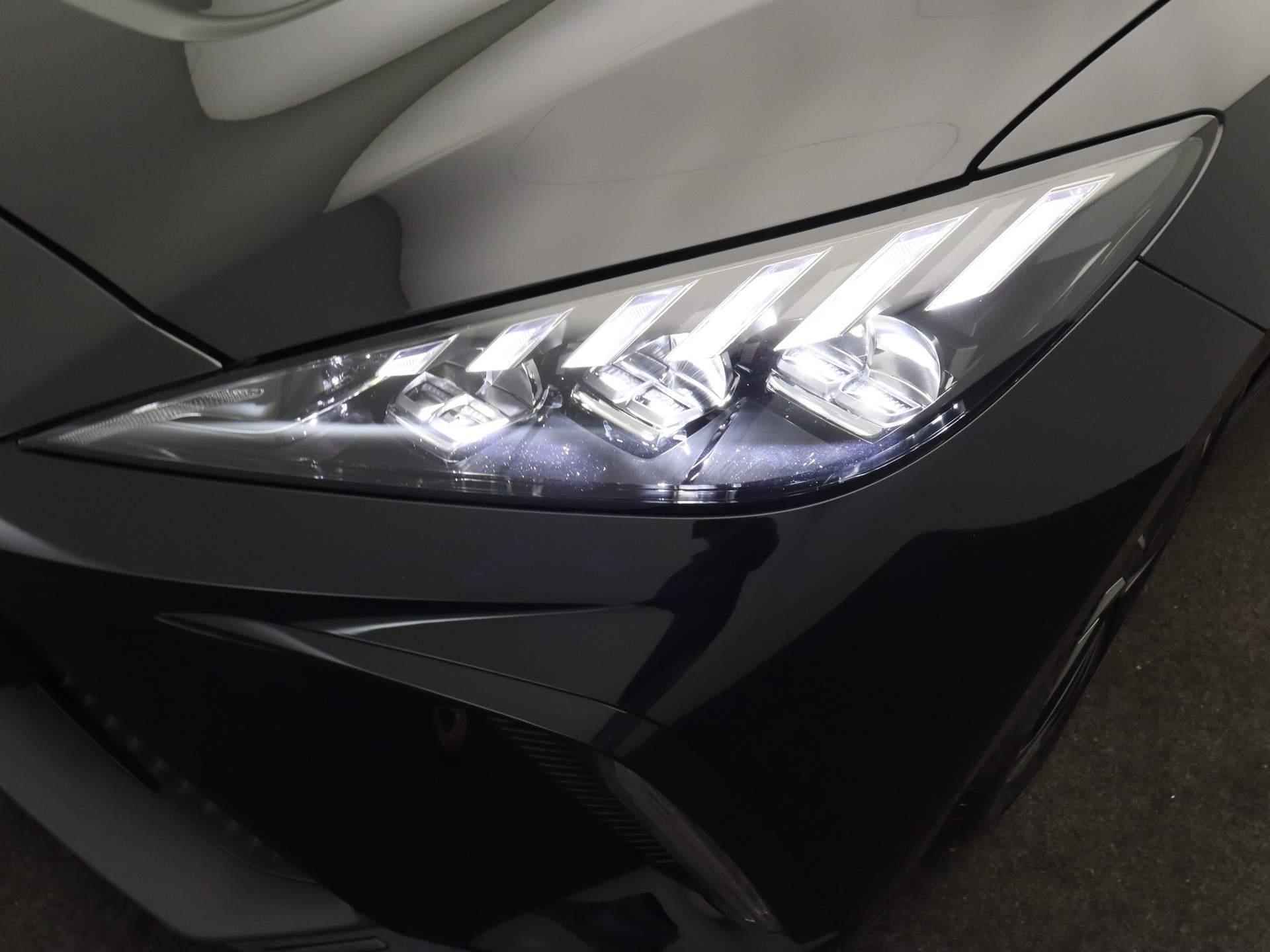 MG 4 Long Range Luxury 64 kWh | 440 WLTP | 360 camera | Apple car play | LED - 15/26