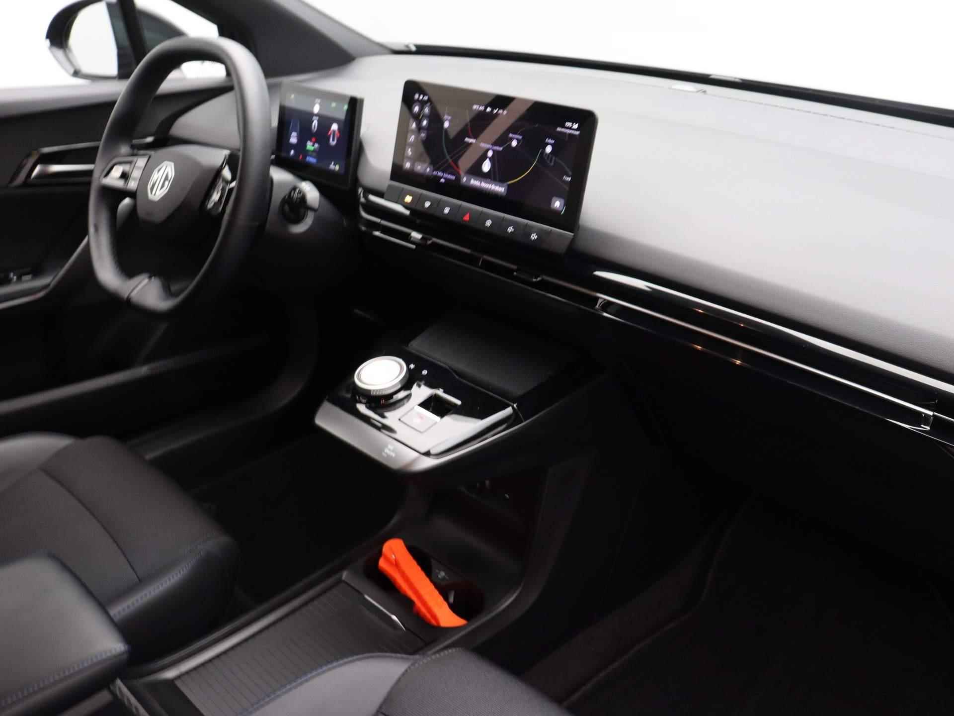 MG 4 Long Range Luxury 64 kWh | 440 WLTP | 360 camera | Apple car play | LED - 26/26