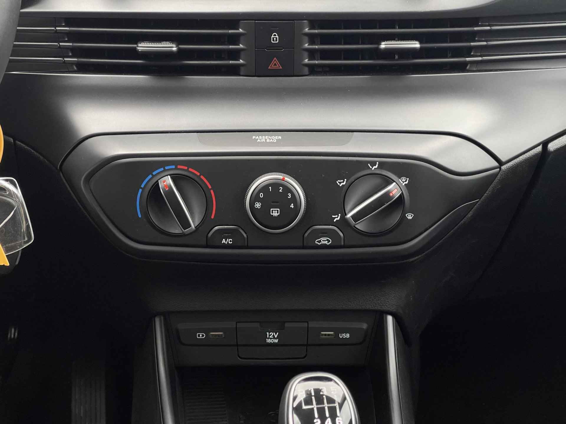 Hyundai i20 1.0 T-GDI Comfort | Apple Carplay/Android Auto | Camera | Dodehoek Detectie | Cruise Control | Airco | Rijklaarprijs! - 18/24