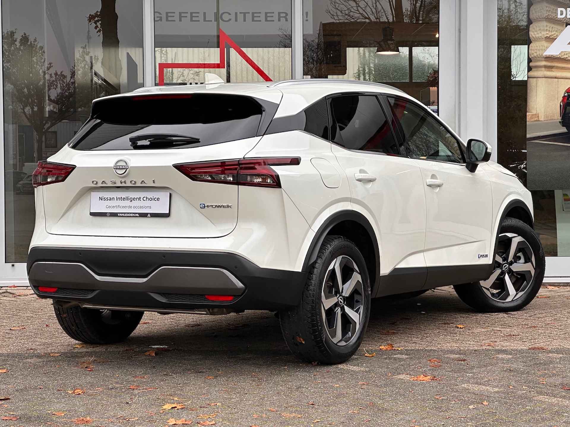 NISSAN Qashqai E-power 190pk N-Connecta | Panoramadak | Navigatie | App Connect | Keyless - 4/36