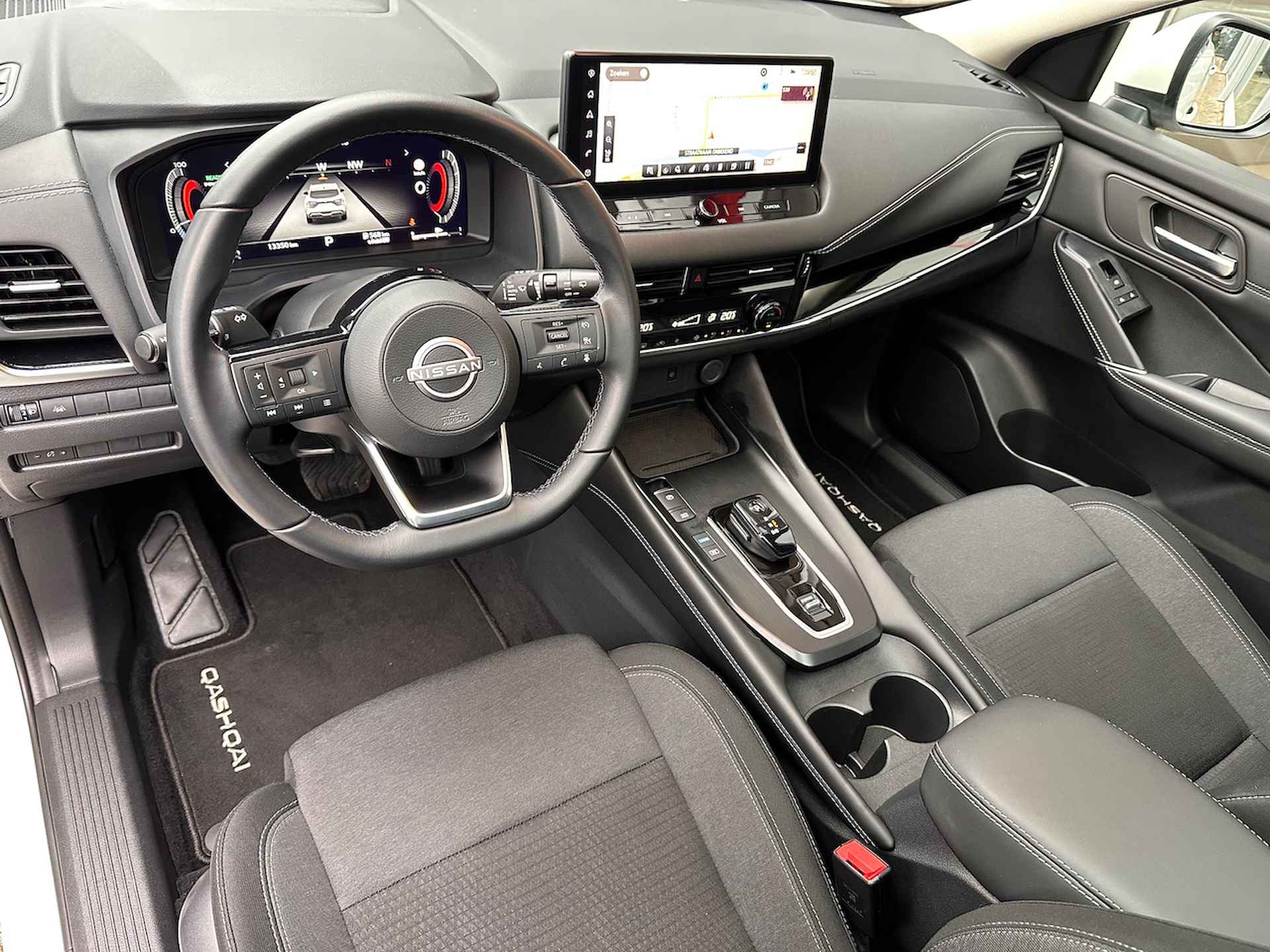 NISSAN Qashqai E-power 190pk N-Connecta | Panoramadak | Navigatie | App Connect | Keyless - 6/36