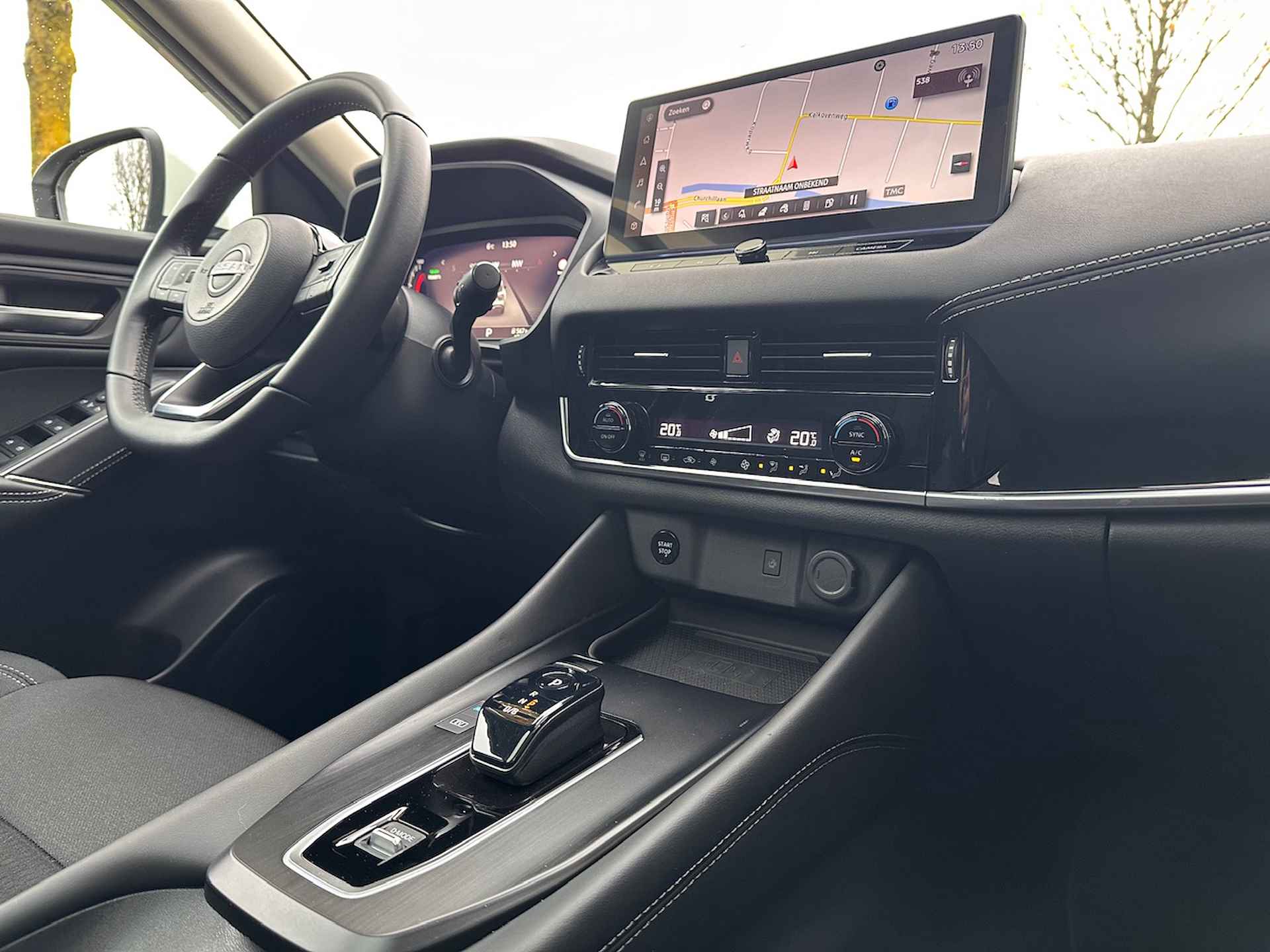 NISSAN Qashqai E-power 190pk N-Connecta | Panoramadak | Navigatie | App Connect | Keyless - 30/36