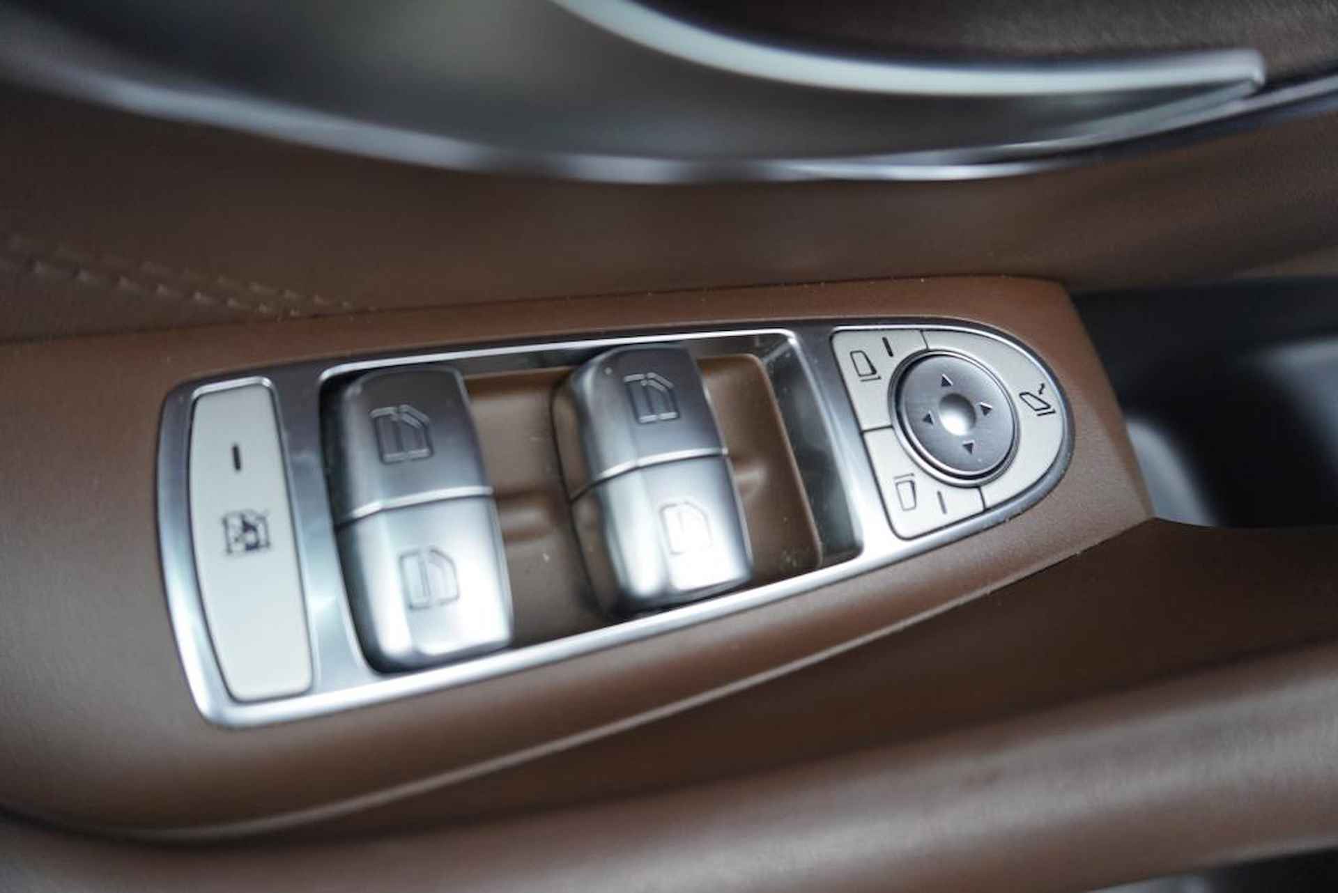 Mercedes-Benz E-klasse Estate AMG 43 4MATIC Premium Plus Aut/Elek.Panodak/Leder/Camera/Nav - 10/15