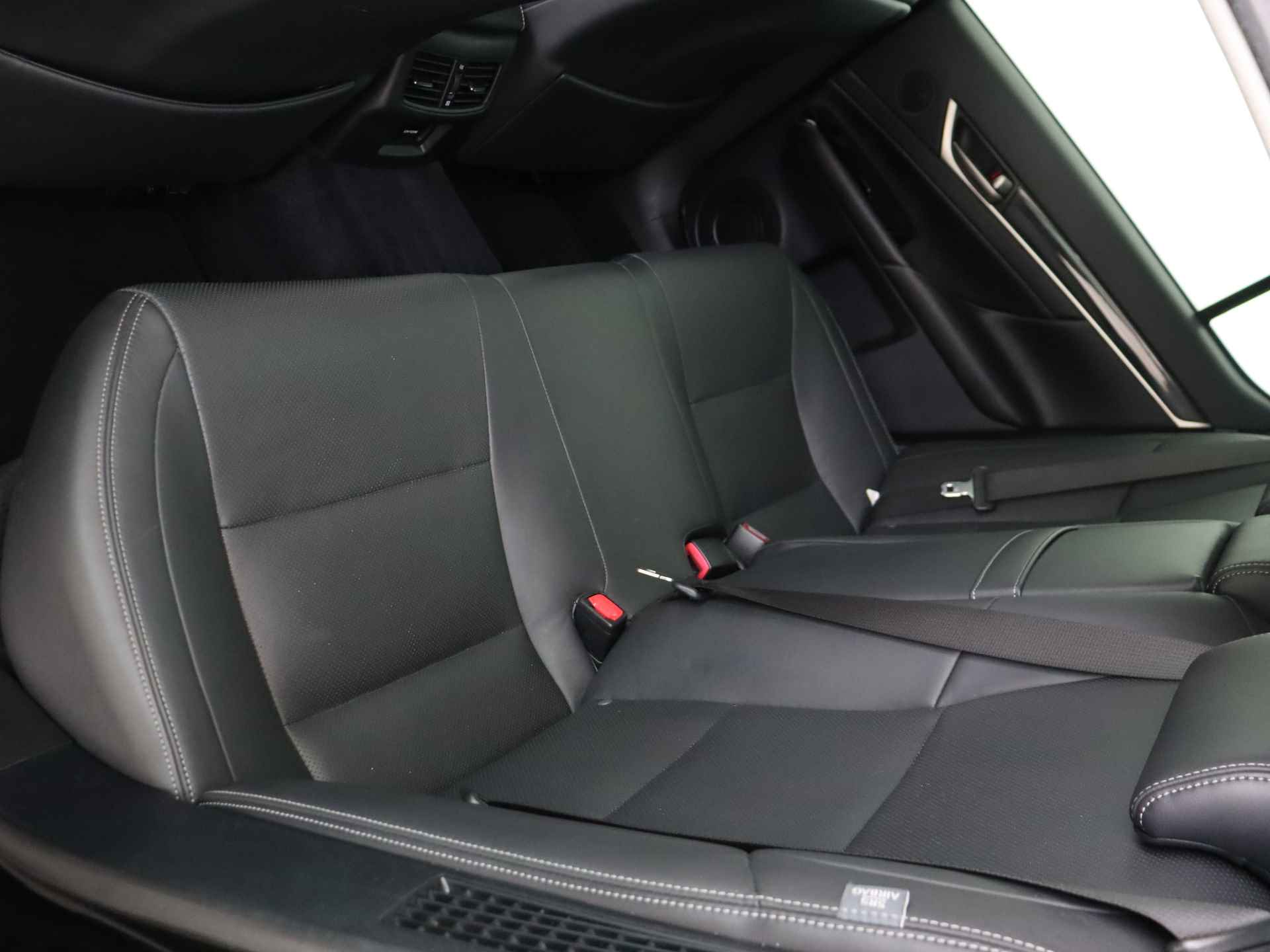 Lexus GS 450h Luxury Line | Memory Seat | Mark Levinson | Sunroof | Stoelverwarming/-Verkoeling | - 9/47